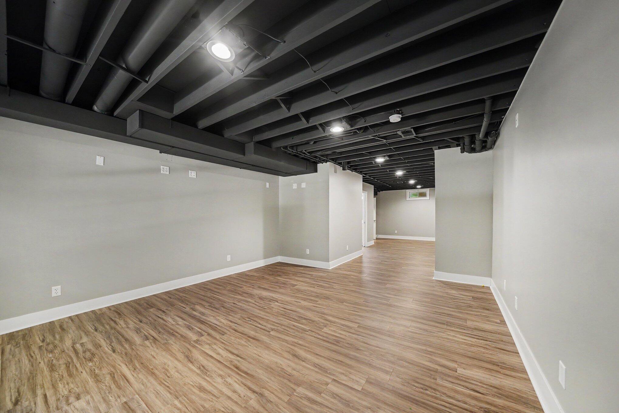 7563 E 400 N, Rolling Prairie, IN 46371; Image #13