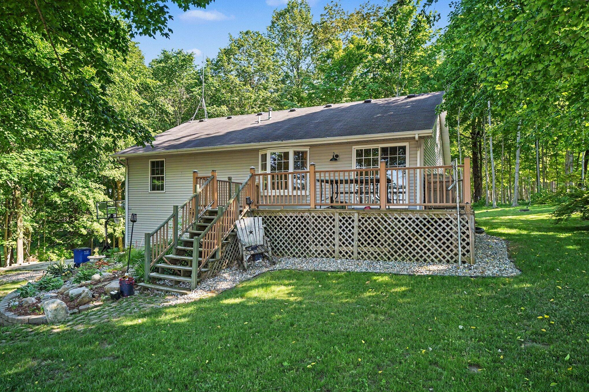 7563 E 400 N, Rolling Prairie, IN 46371; Image #14