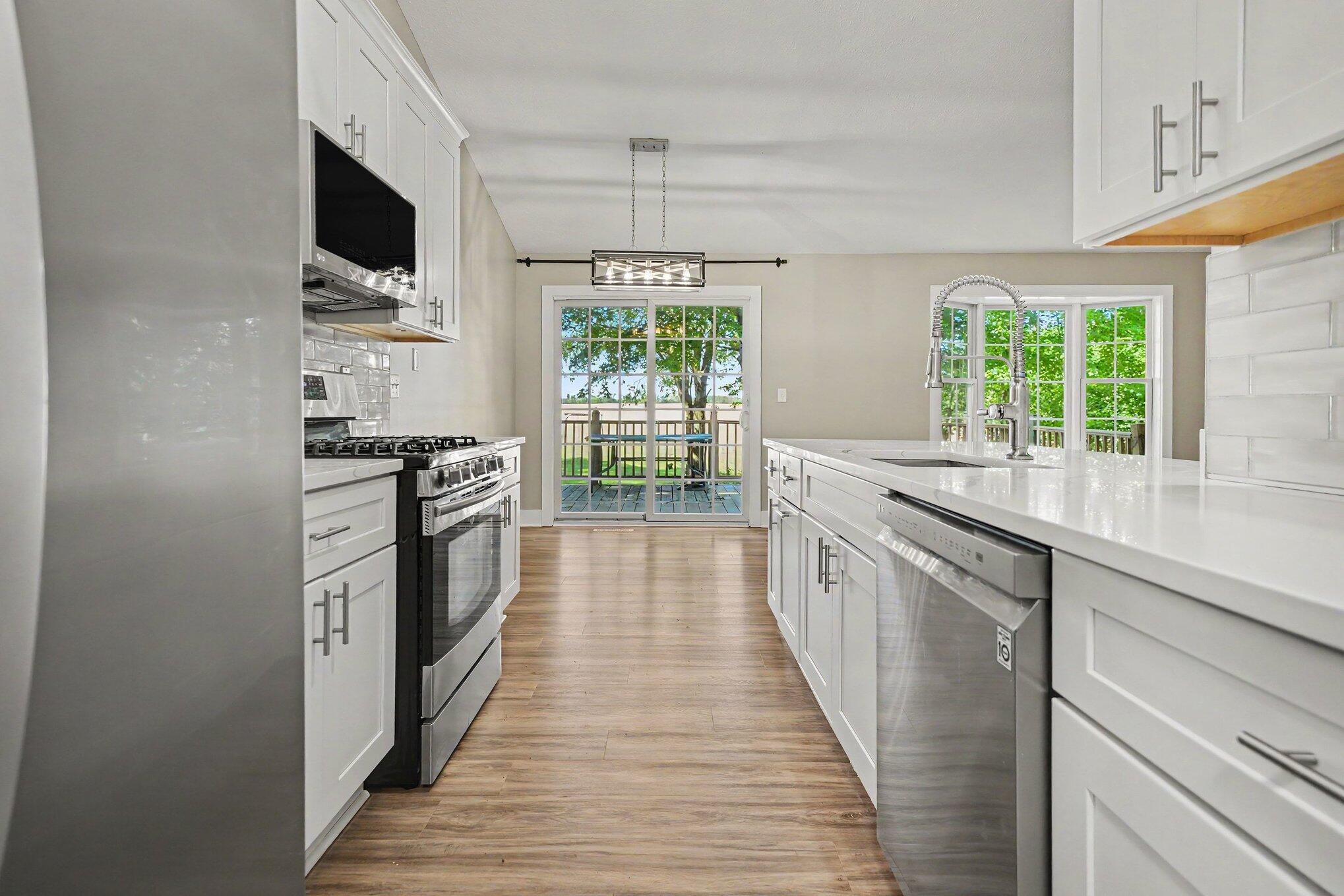 7563 E 400 N, Rolling Prairie, IN 46371; Image #5