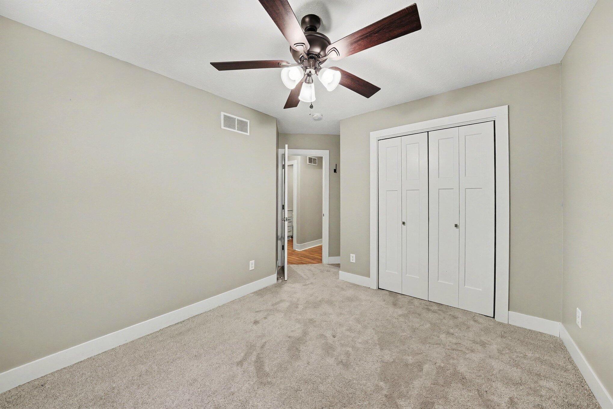 7563 E 400 N, Rolling Prairie, IN 46371; Image #9