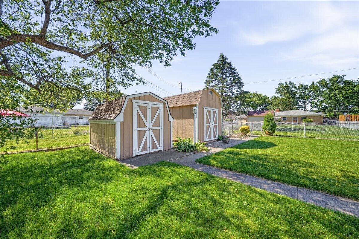 622 S Ash Street, Hobart, IN 46342; Image #28