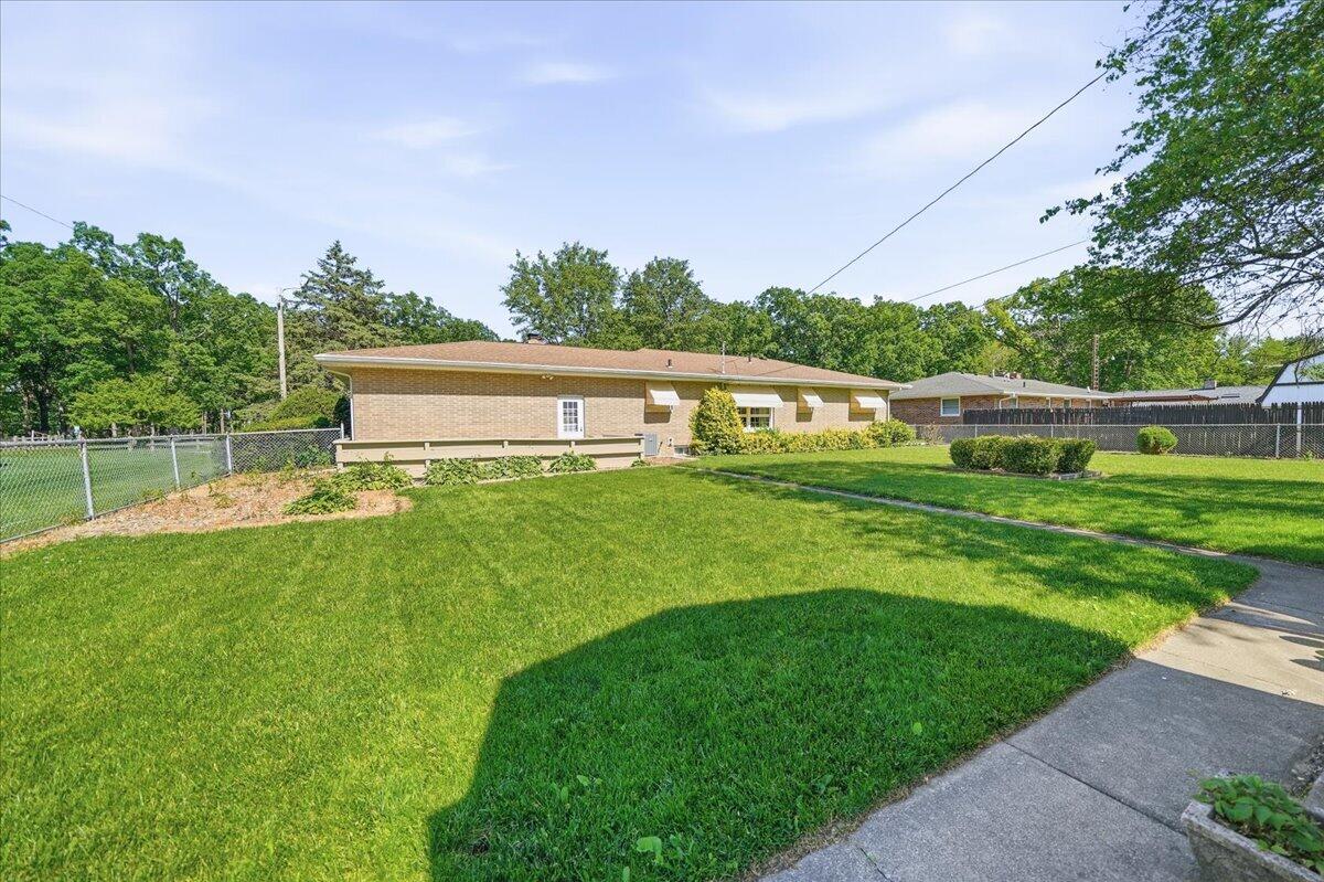 622 S Ash Street, Hobart, IN 46342; Image #29