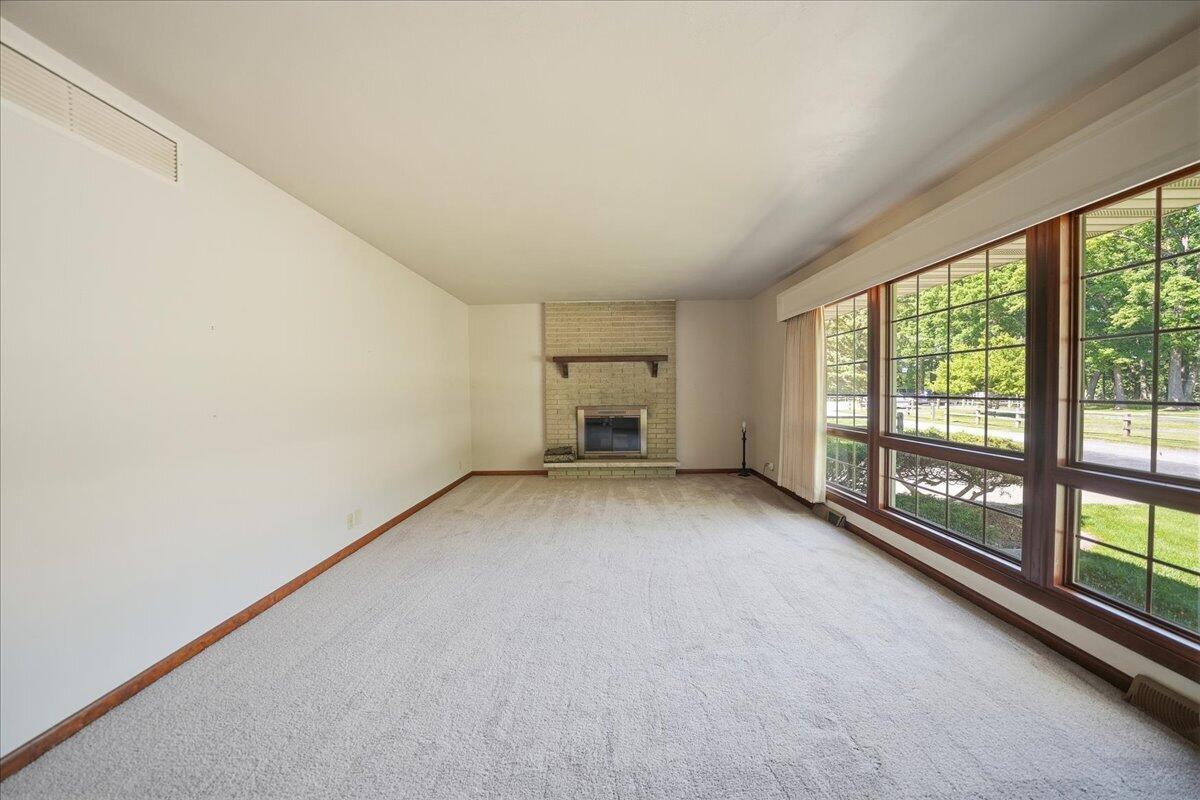 622 S Ash Street, Hobart, IN 46342; Image #7