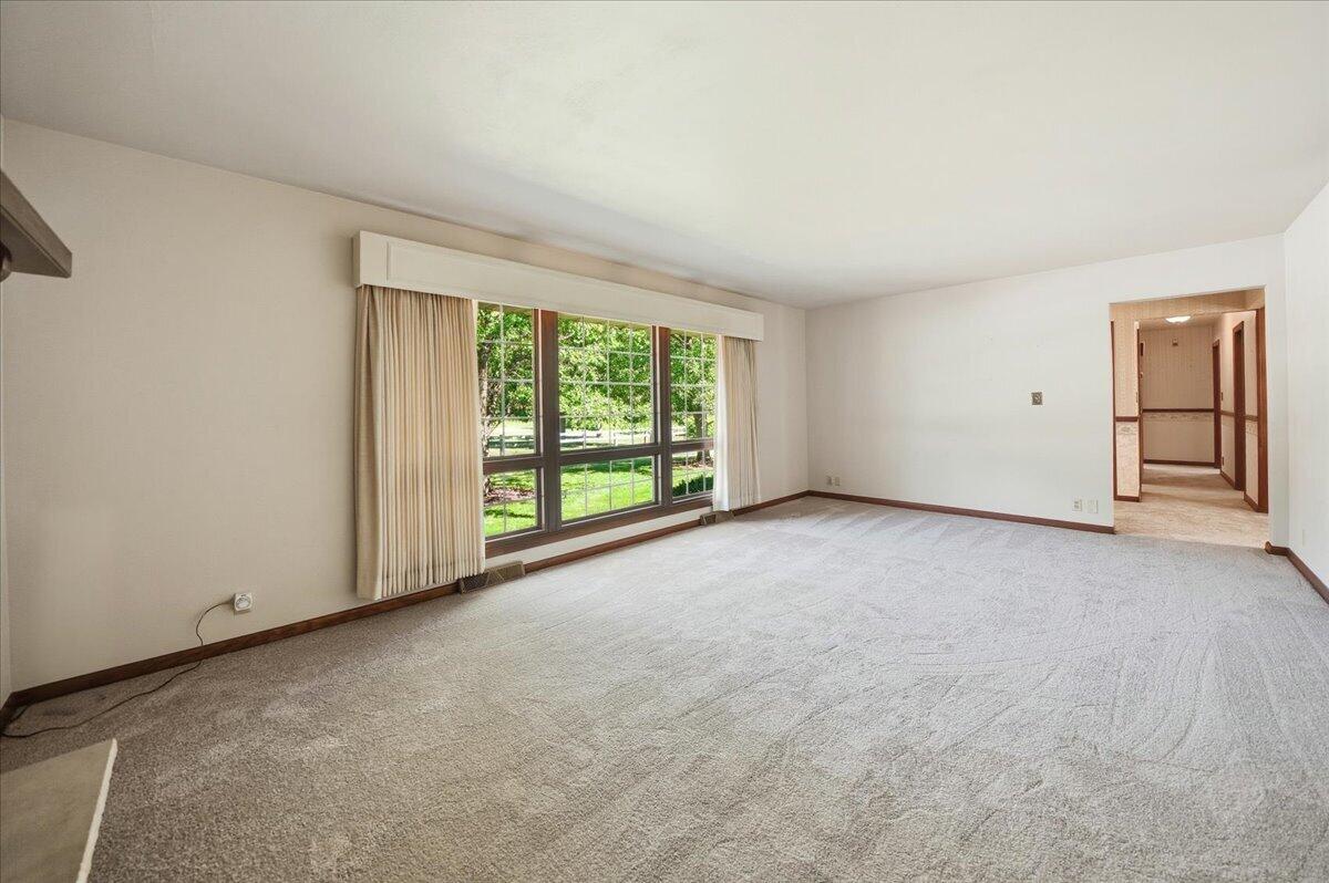 622 S Ash Street, Hobart, IN 46342; Image #8
