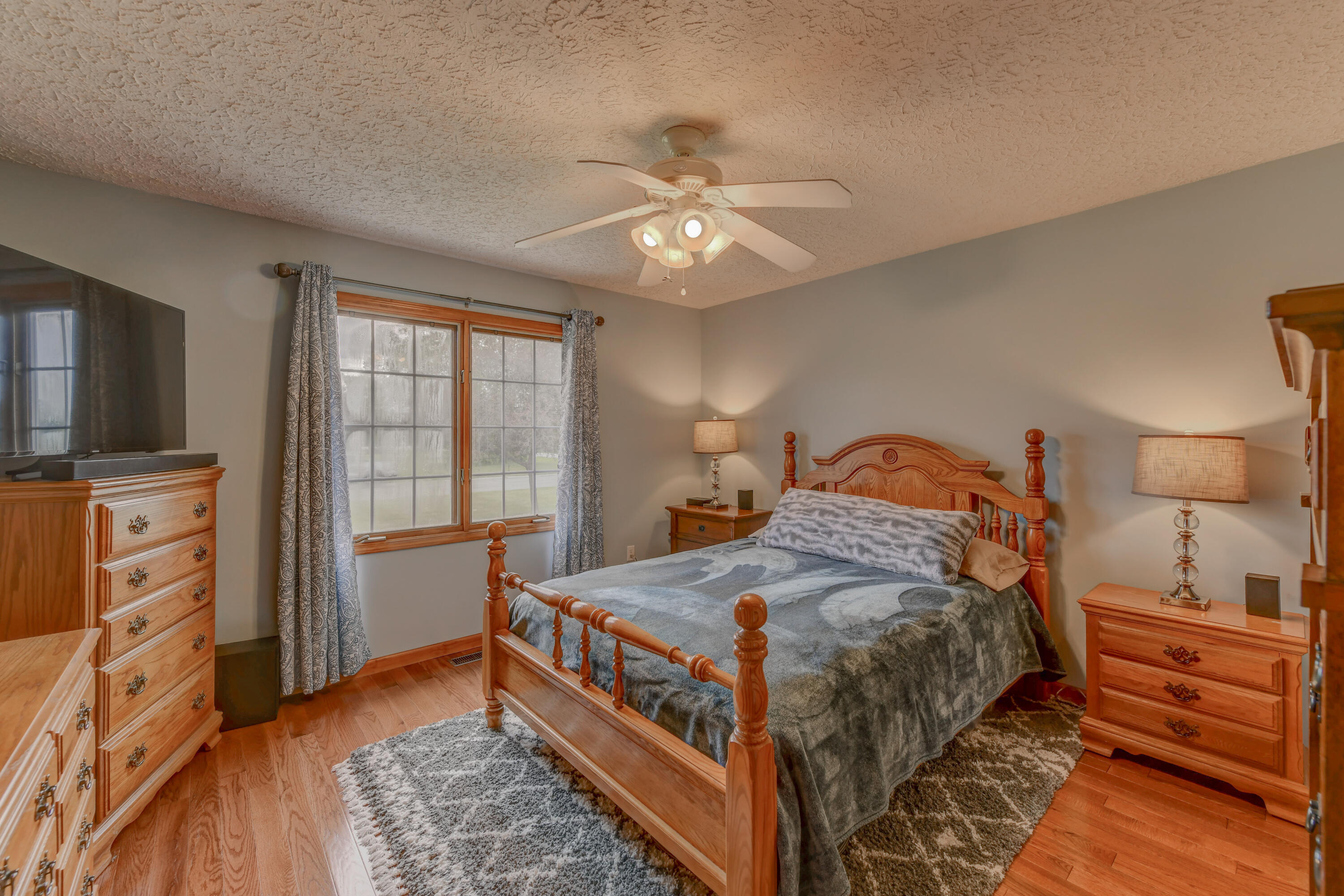 923 Tiller Drive, Valparaiso, IN 46385; Image #12