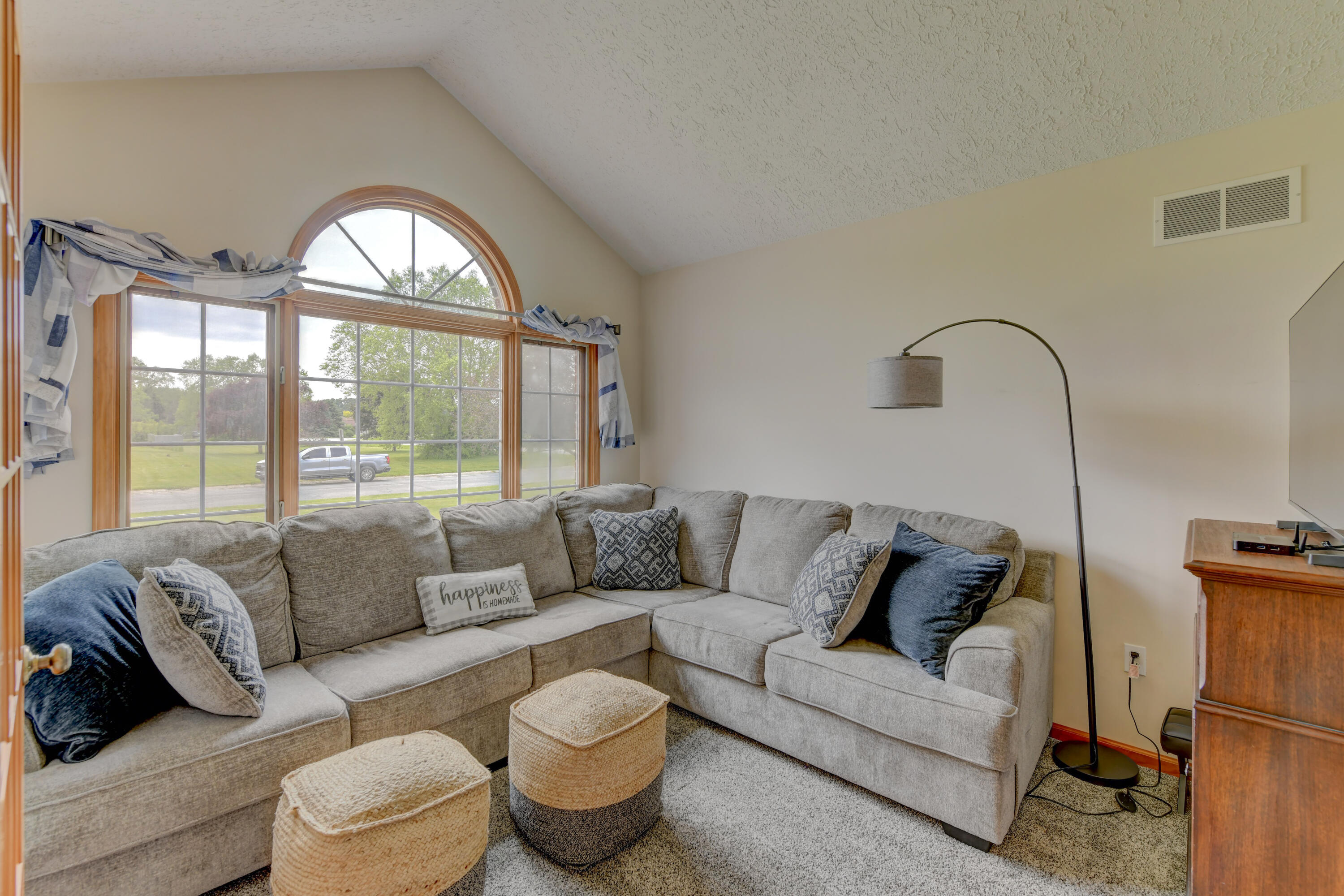 923 Tiller Drive, Valparaiso, IN 46385; Image #8