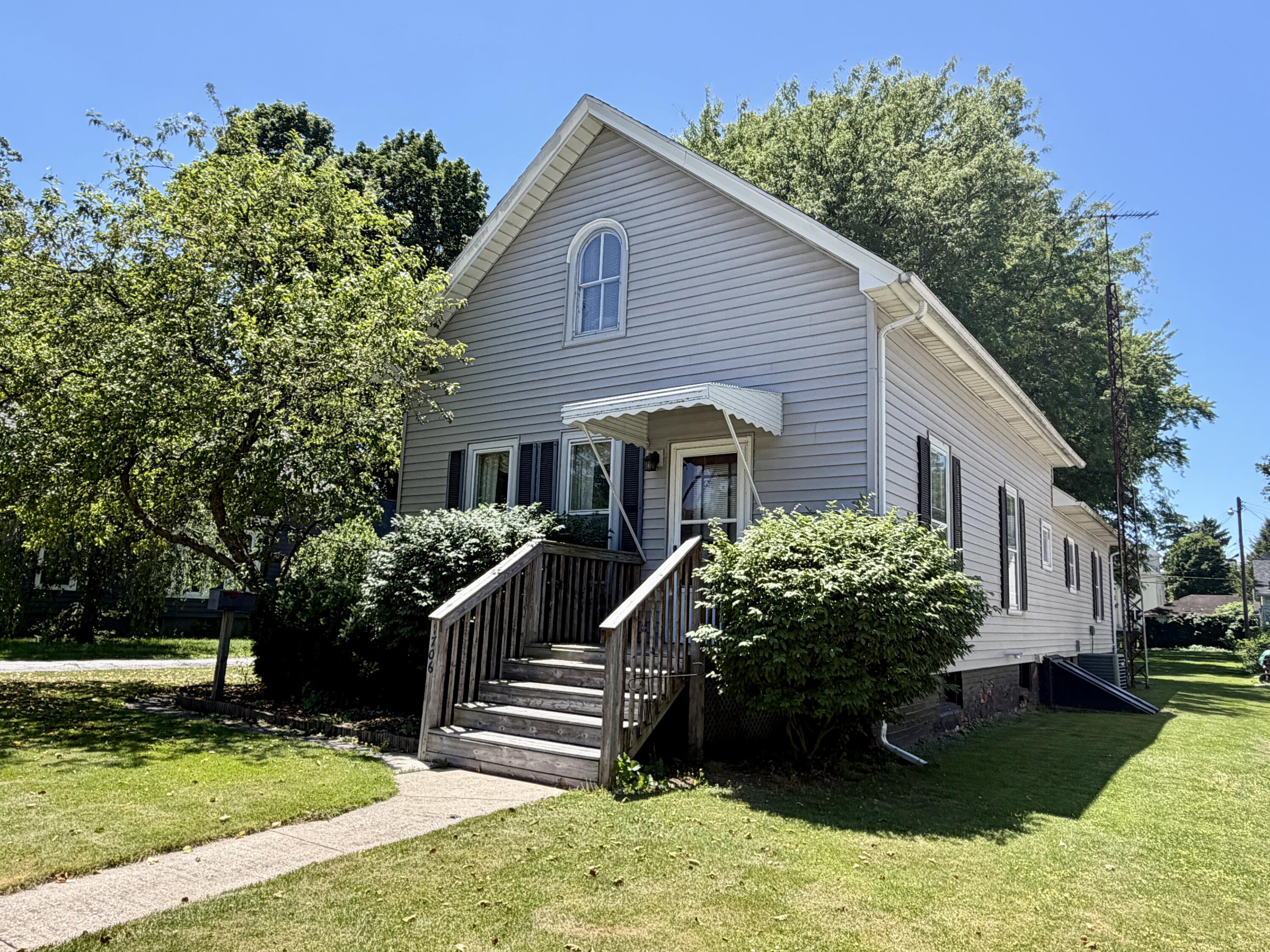 1706 Monroe Street, La Porte, IN 46350; Image #17
