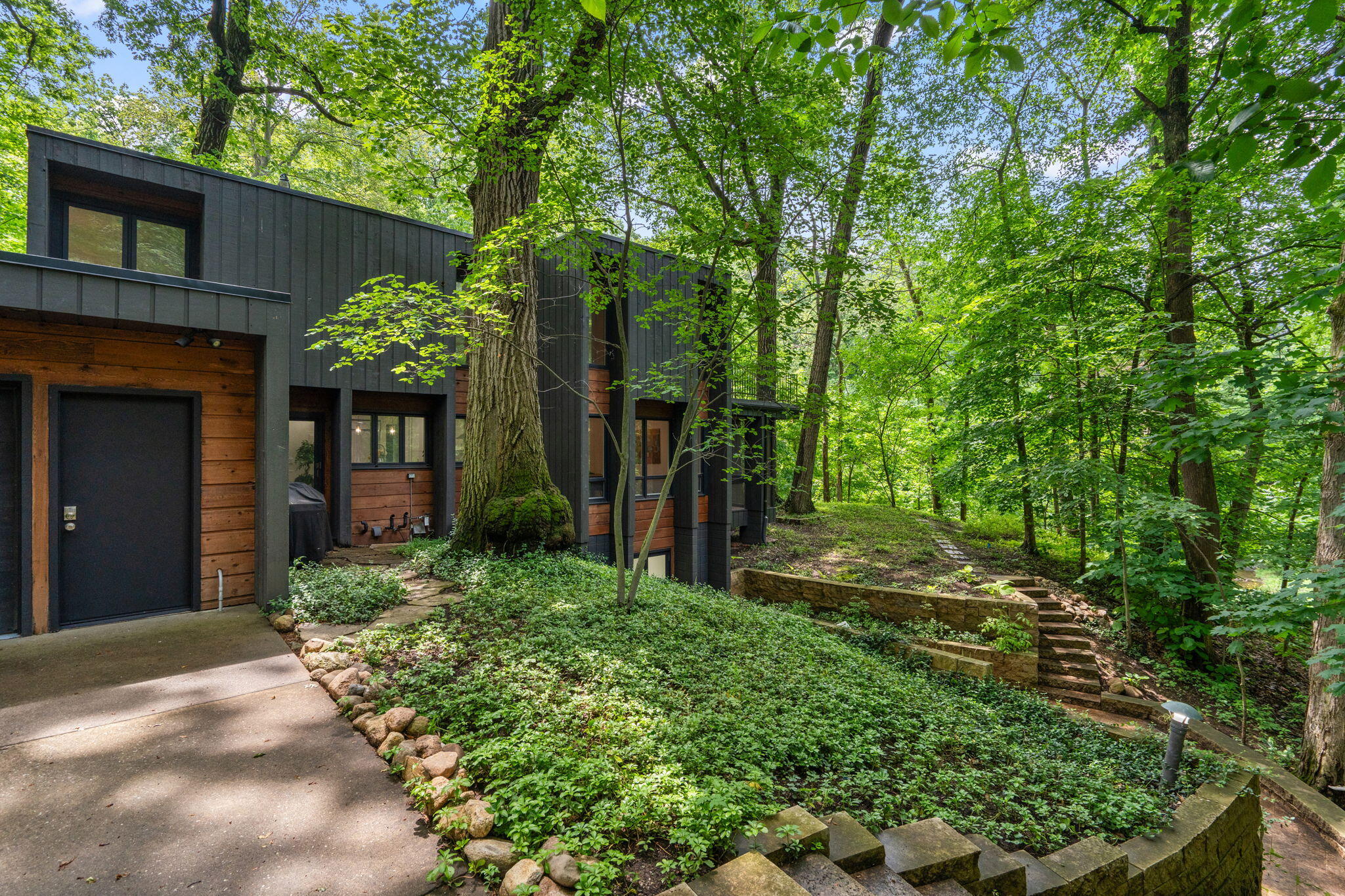 2403 Sherwood Drive, Valparaiso, IN 46385; Image #36