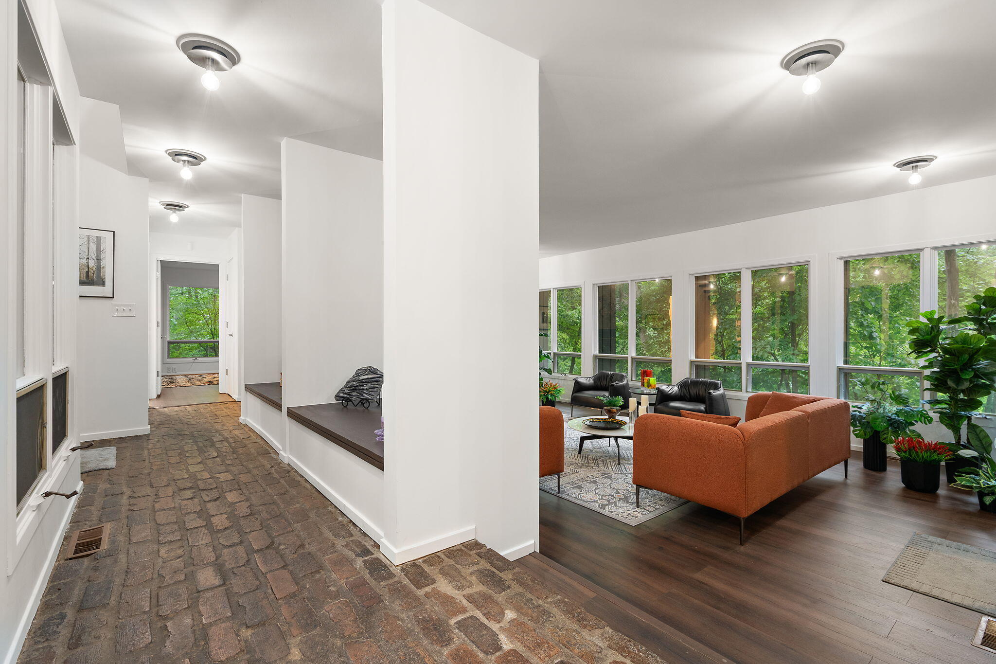2403 Sherwood Drive, Valparaiso, IN 46385; Image #6