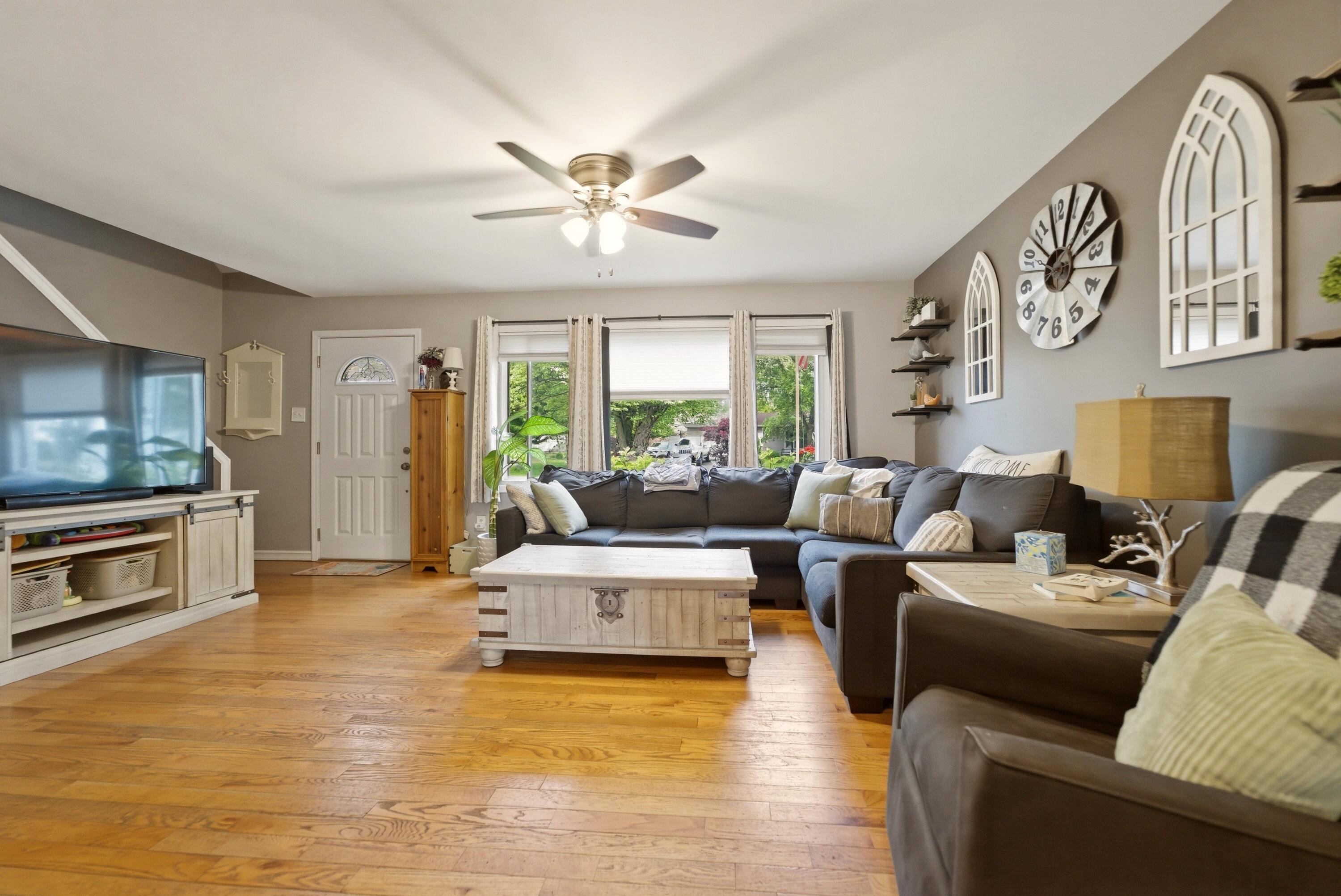 670 Newport Road, Valparaiso, IN 46385; Image #8