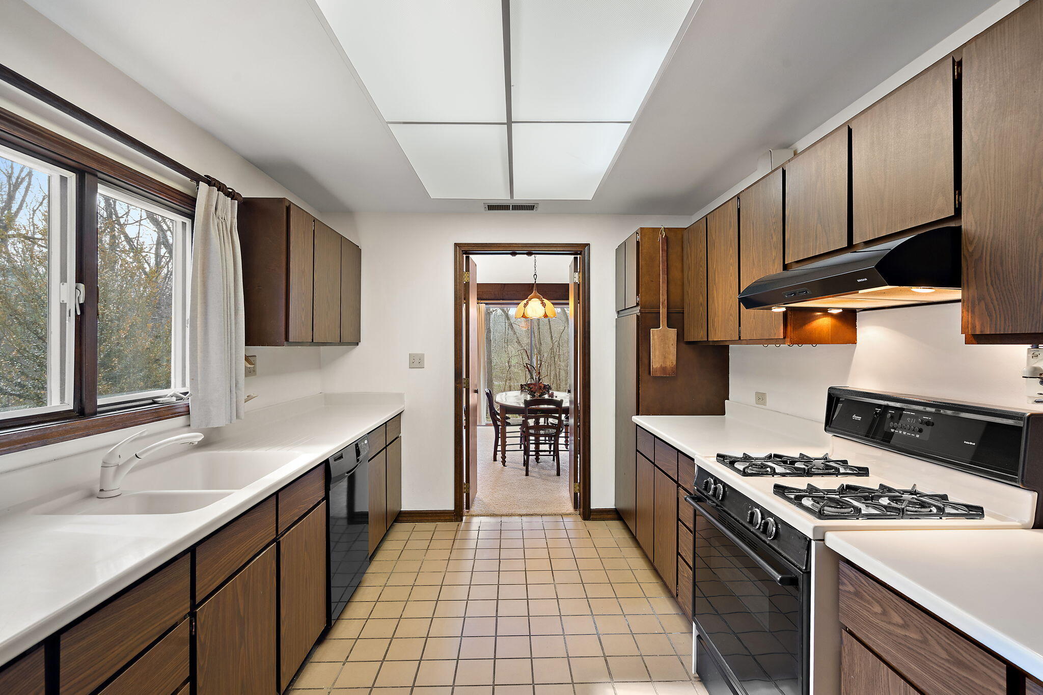 2671 E 800 N, La Porte, IN 46350; Image #16