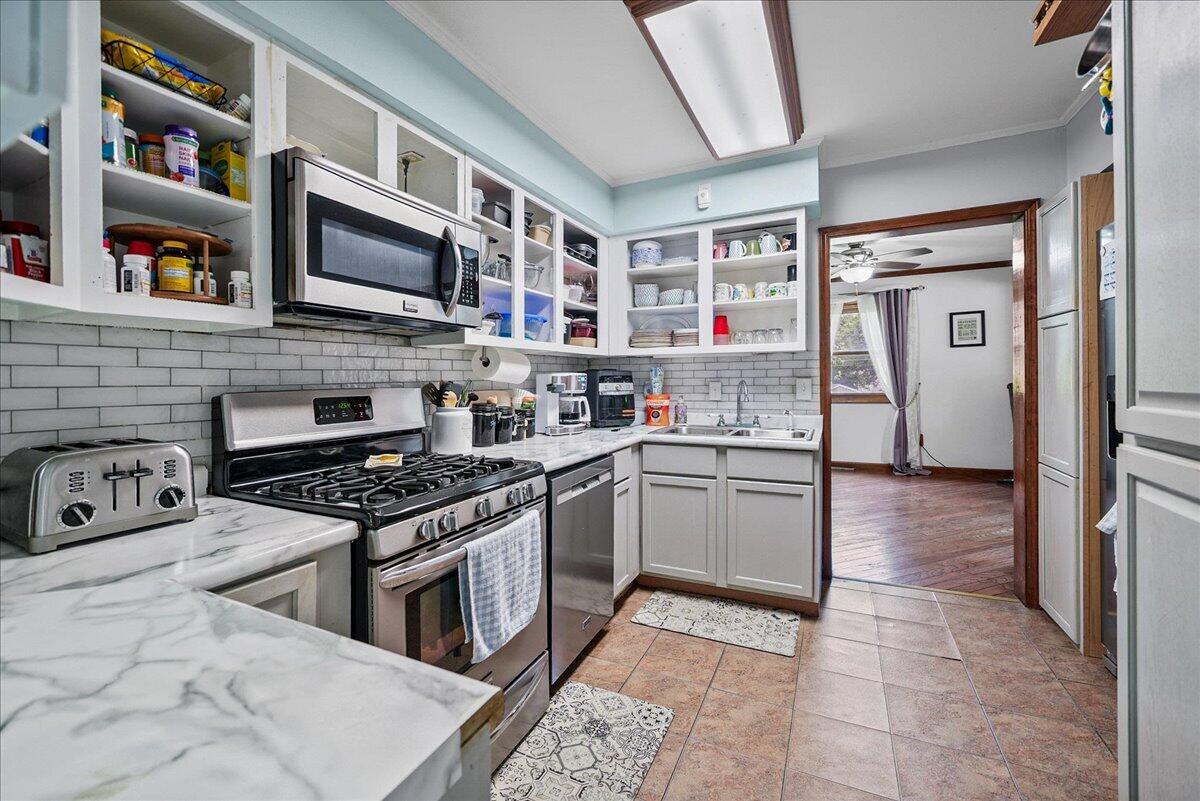6664 Harrison Avenue, Portage, IN 46368; Image #9