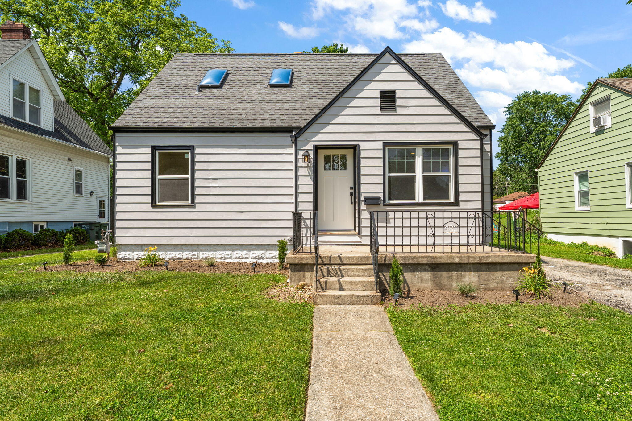 482 Grove Avenue, Valparaiso, IN 46385; Image #2