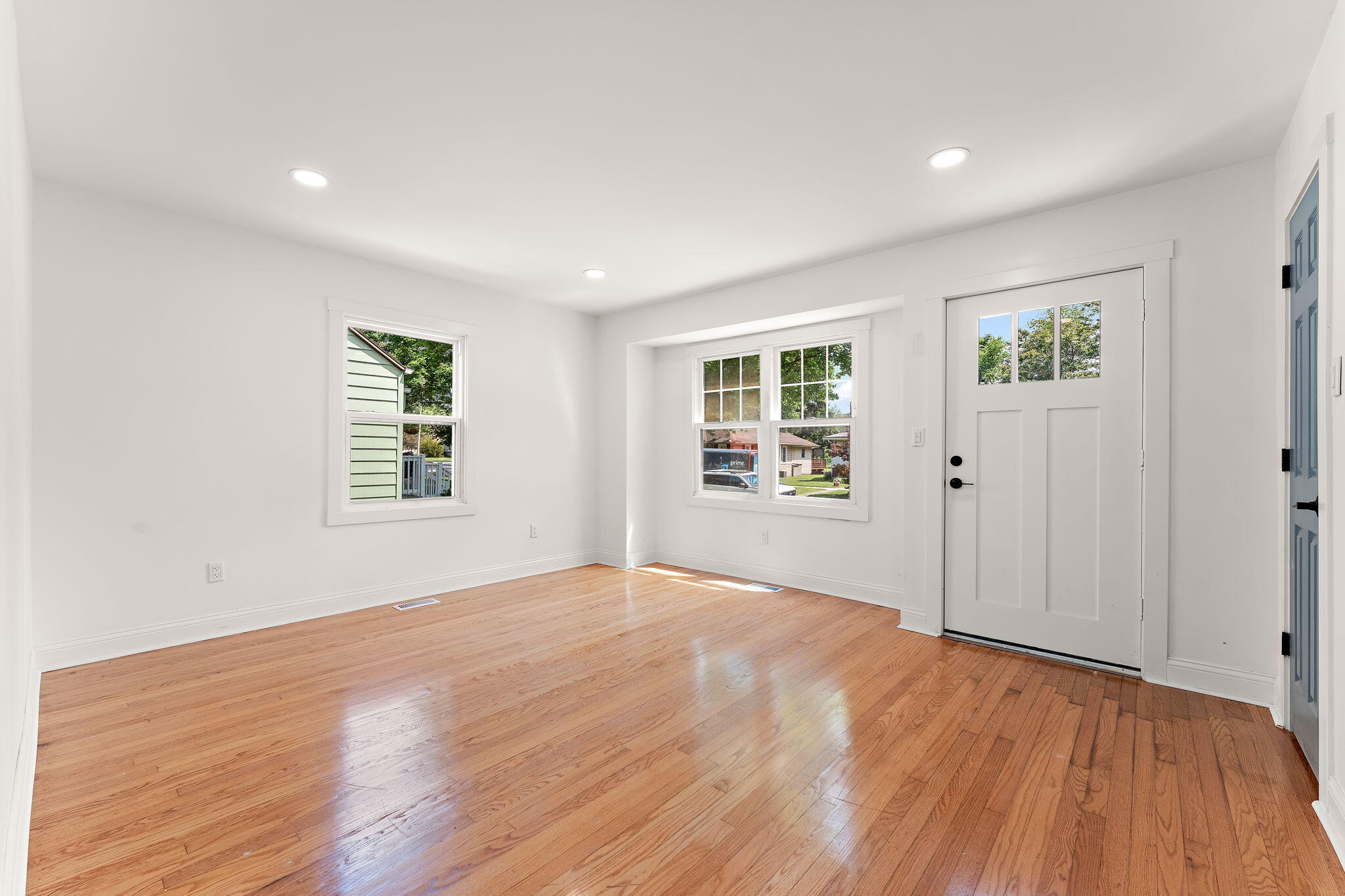 482 Grove Avenue, Valparaiso, IN 46385; Image #5