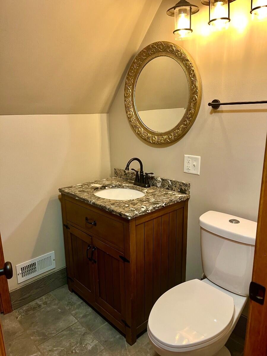 920 E Cleveland Avenue, Hobart, IN 46342; Image #16