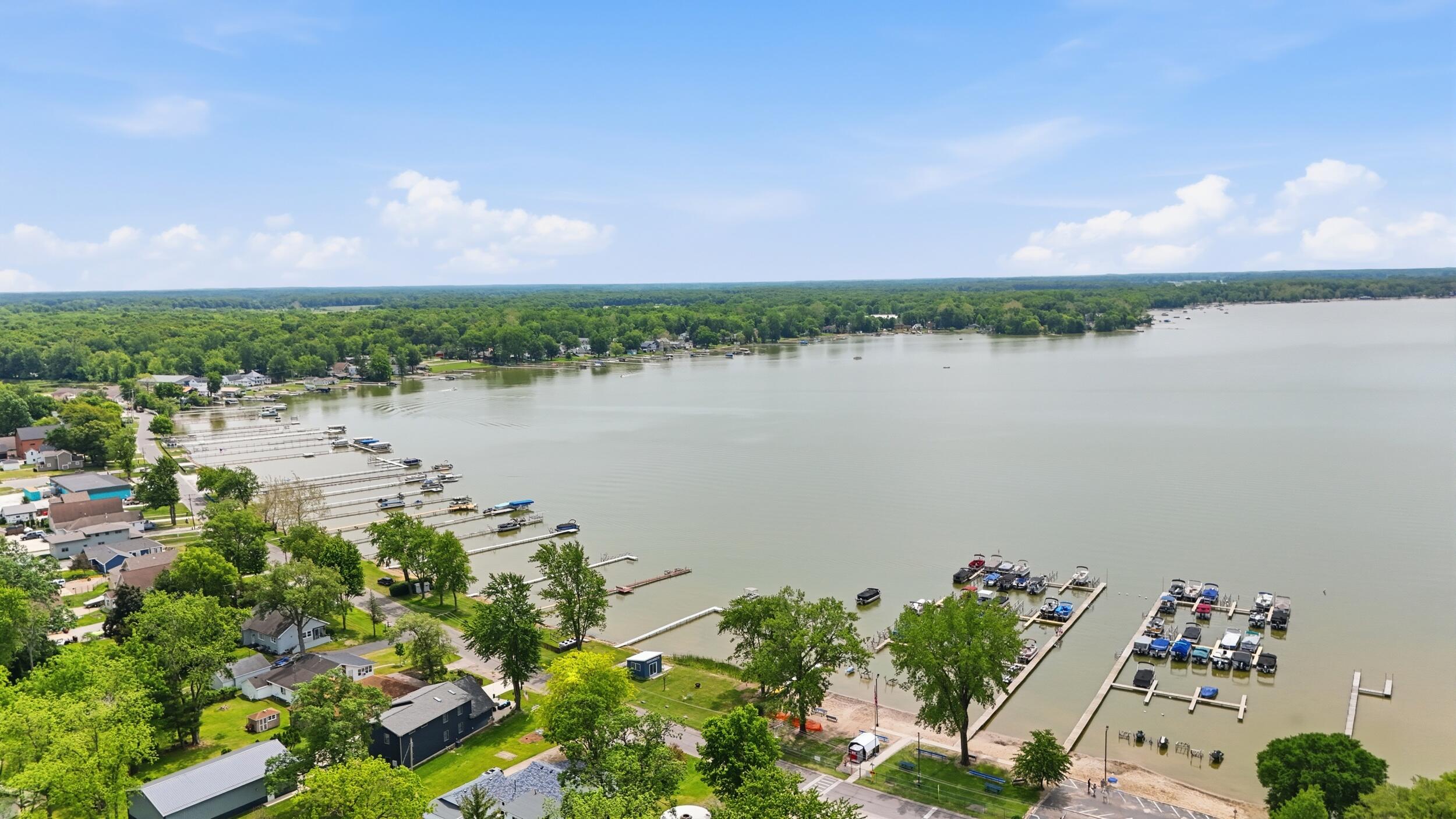 6455 E Leenon Avenue, Knox, IN 46534; Image #22
