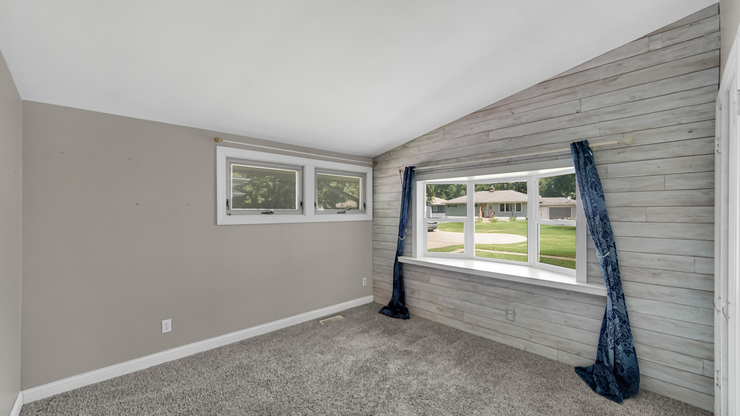 2548 Wicker Avenue, Highland, IN 46322; Image #15