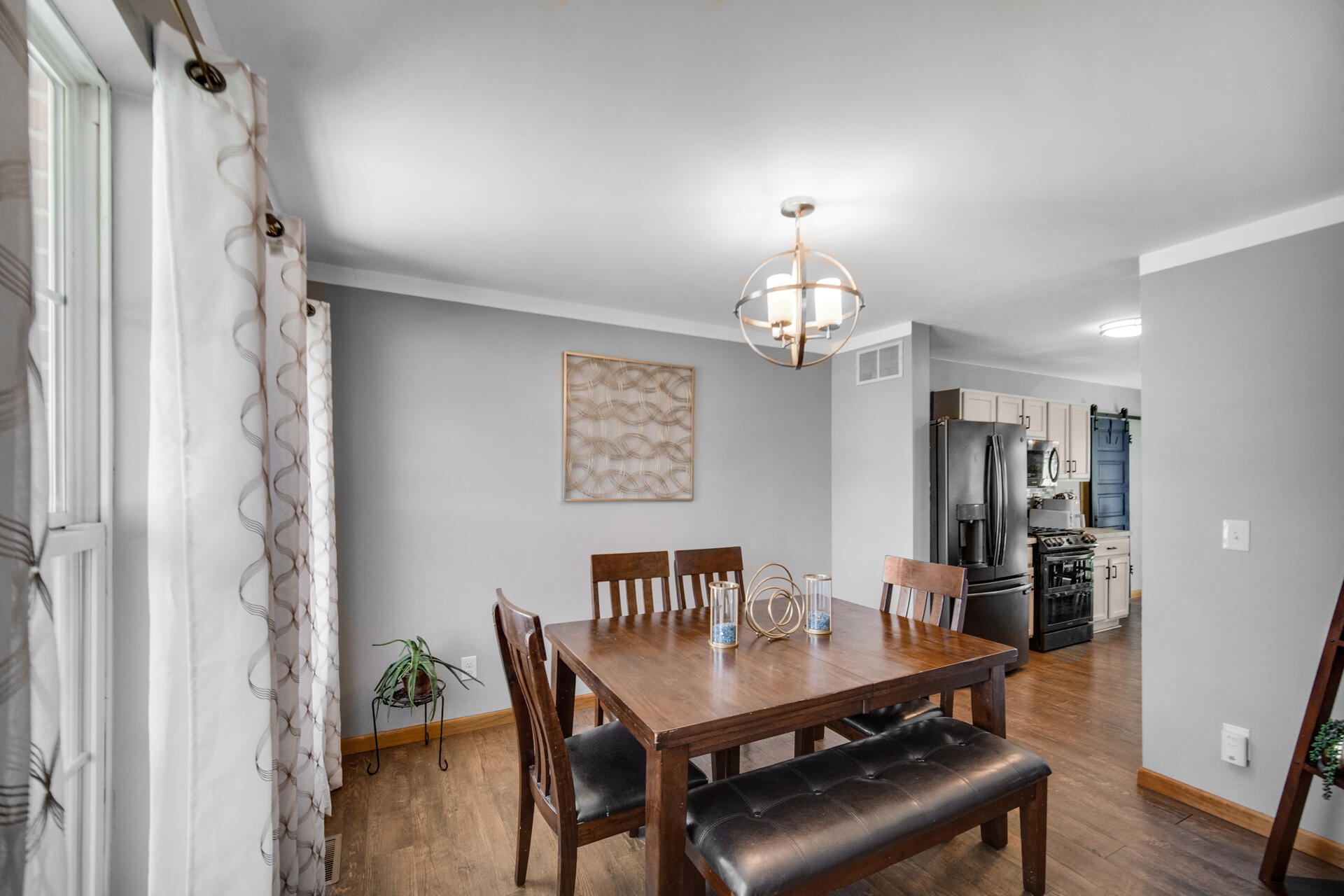491 Pheasant Run Drive, Hobart, IN 46342; Image #3