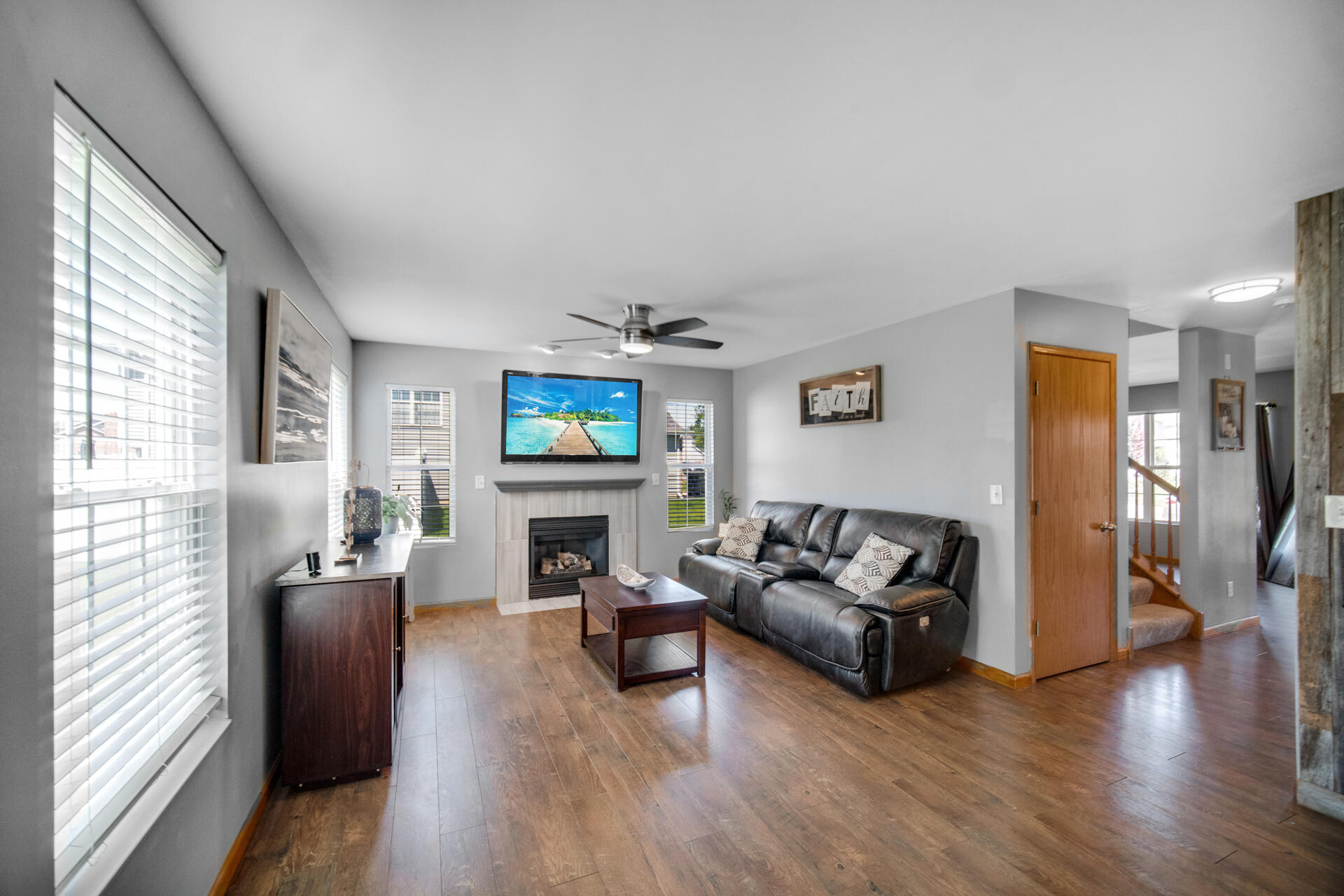 491 Pheasant Run Drive, Hobart, IN 46342; Image #7