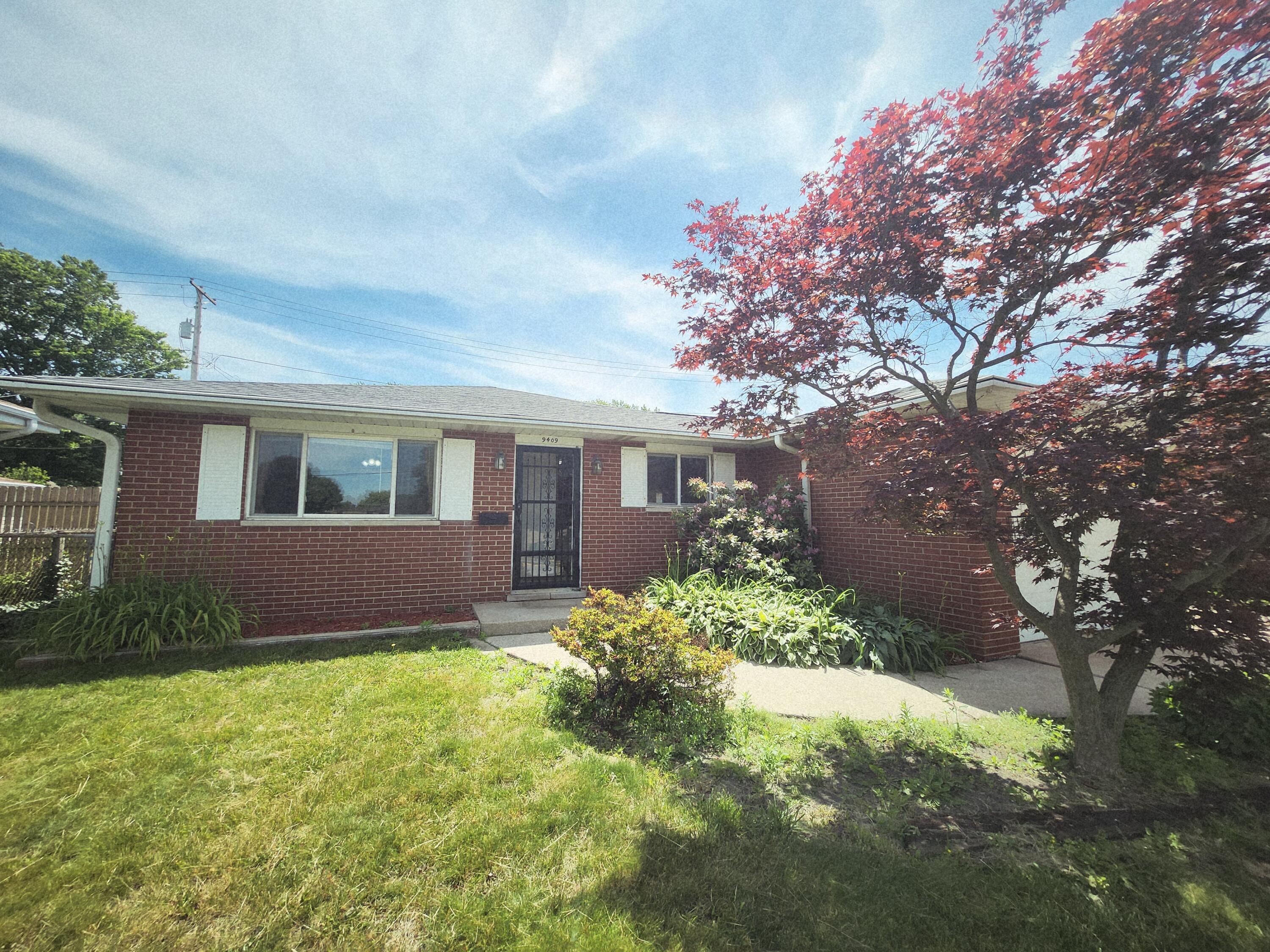 9409 5th Street, Highland, IN 46322; Image #2
