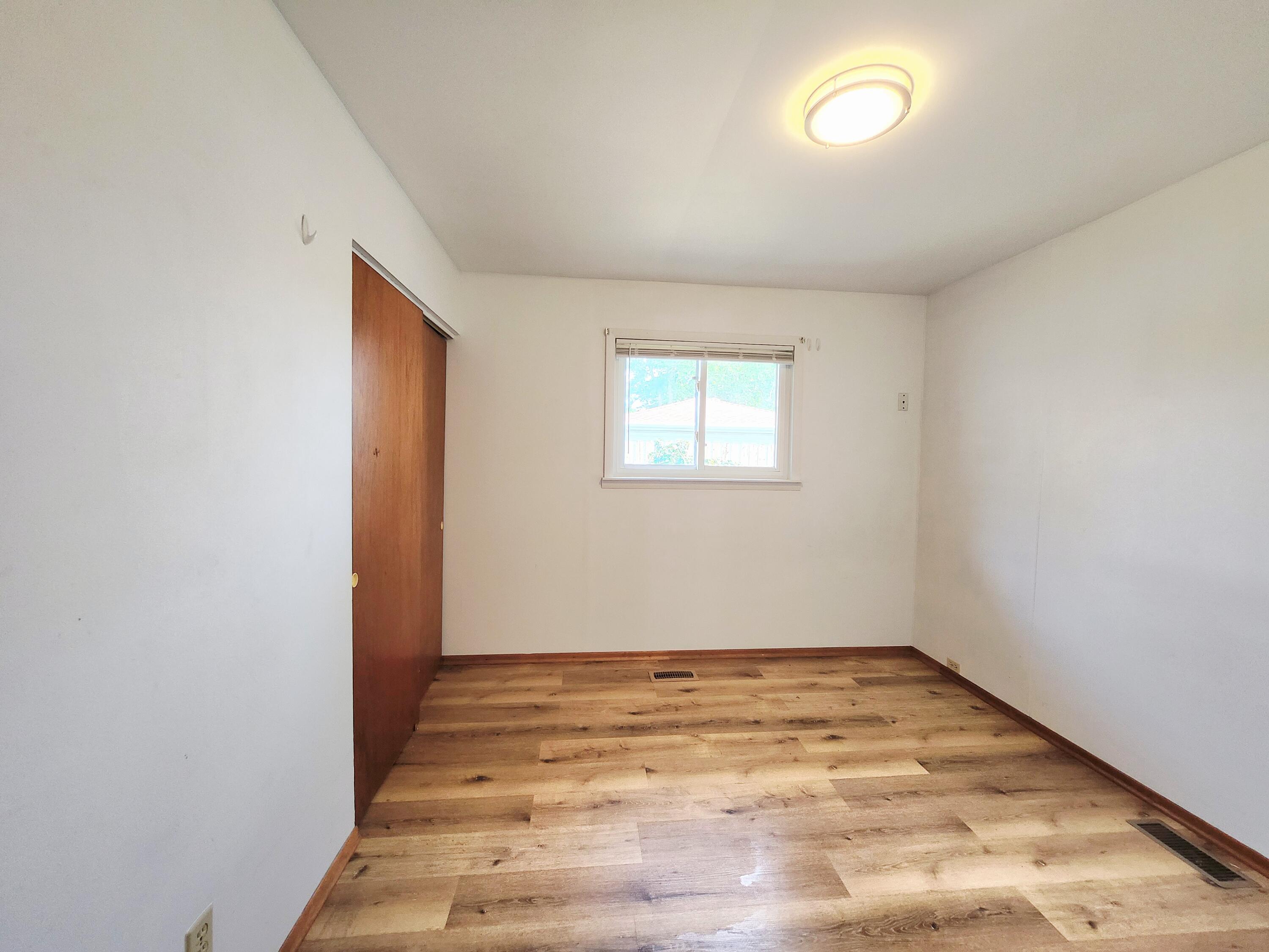 9409 5th Street, Highland, IN 46322; Image #22