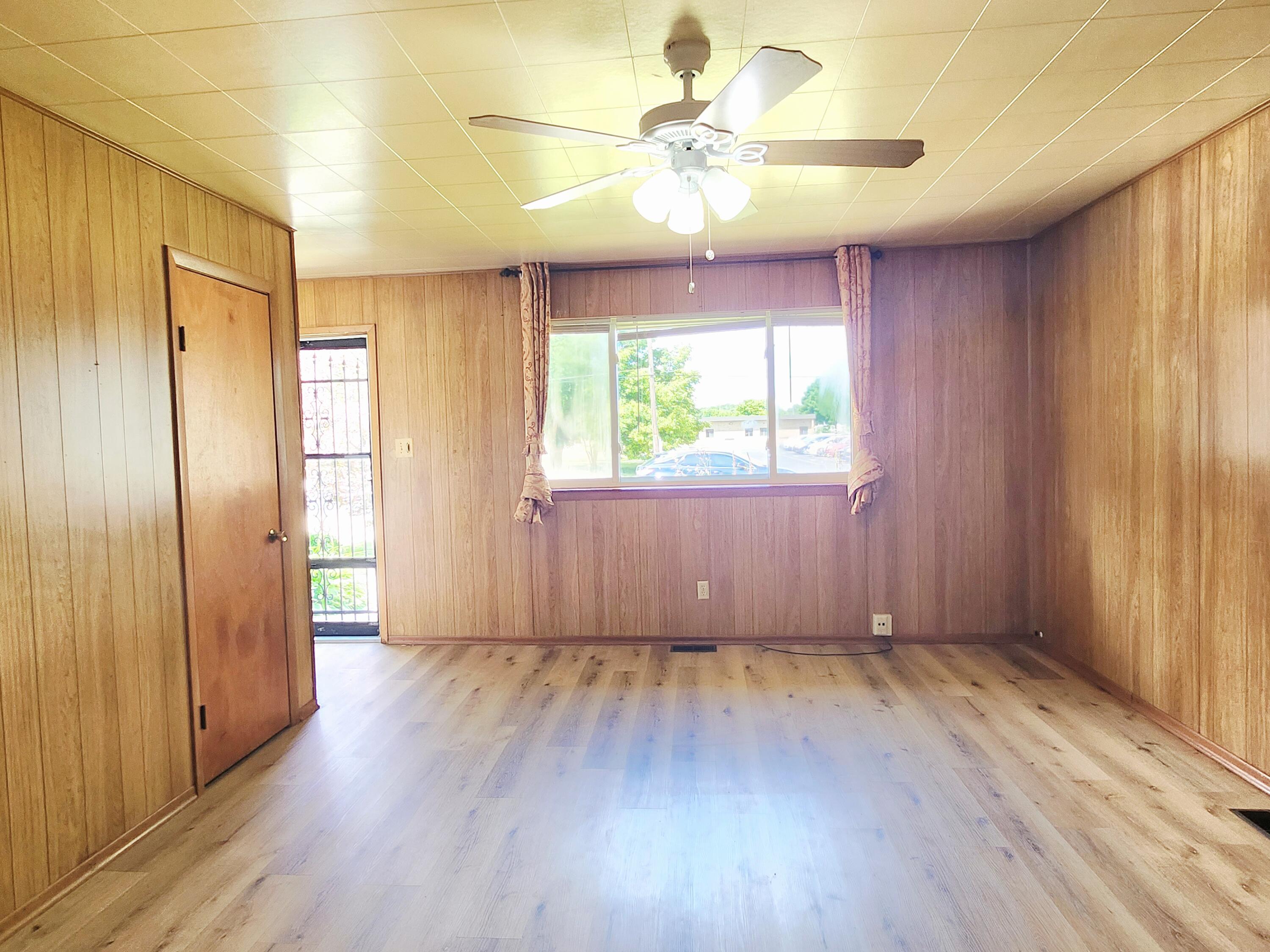 9409 5th Street, Highland, IN 46322; Image #4