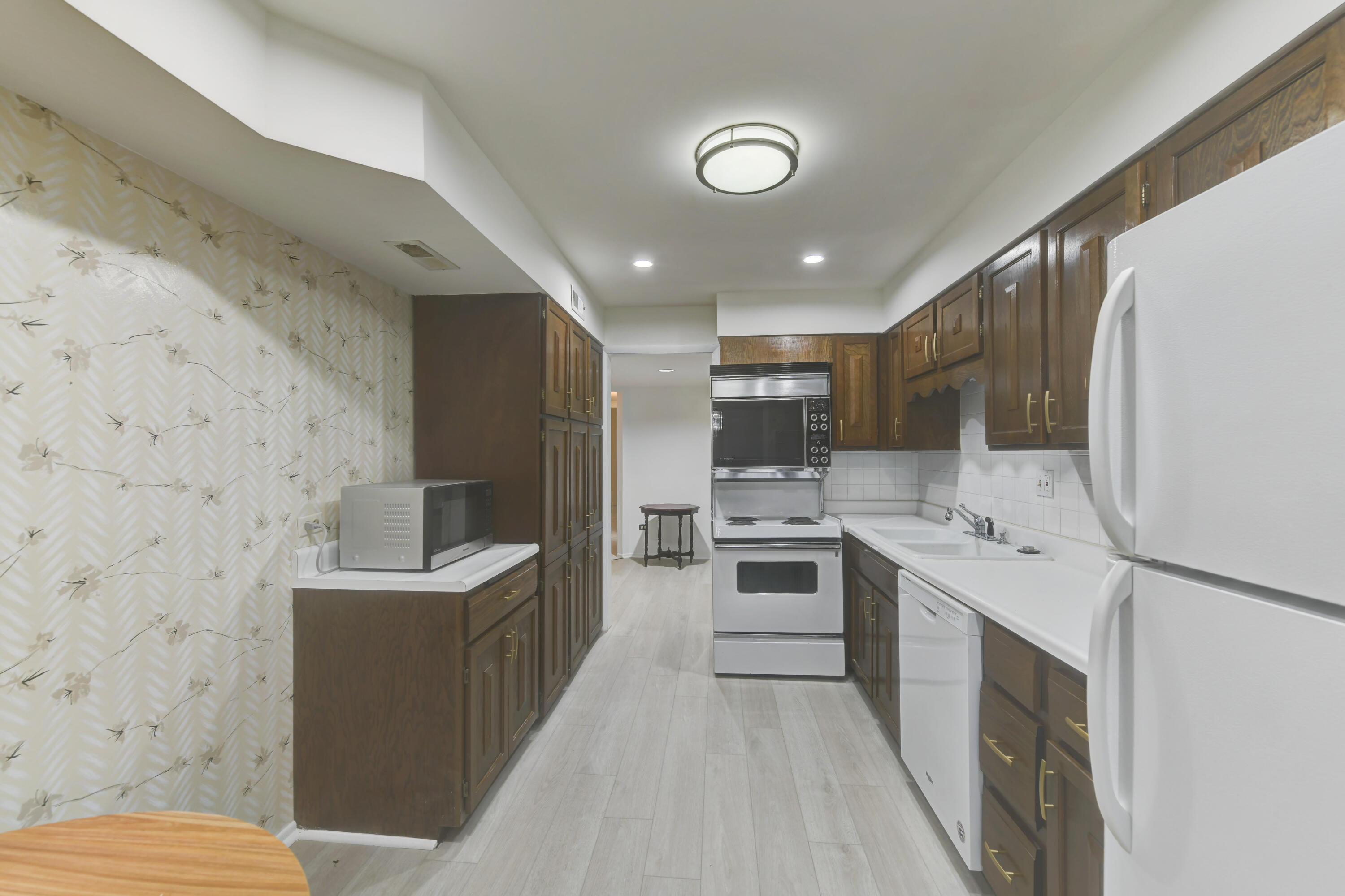 8750 Harrison Avenue, Munster, IN #411, 46321; Image #11