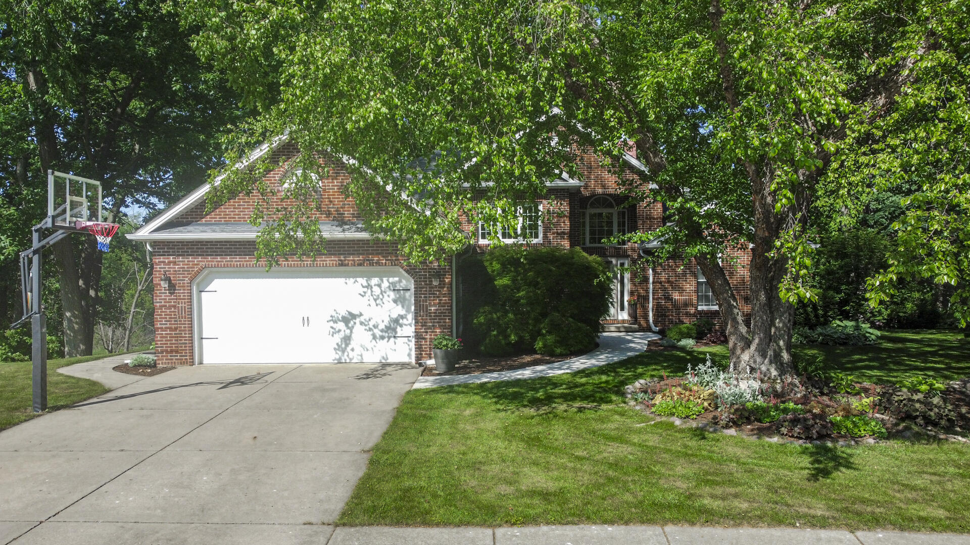 2400 E 9th Place, Hobart, IN 46342; Image #1