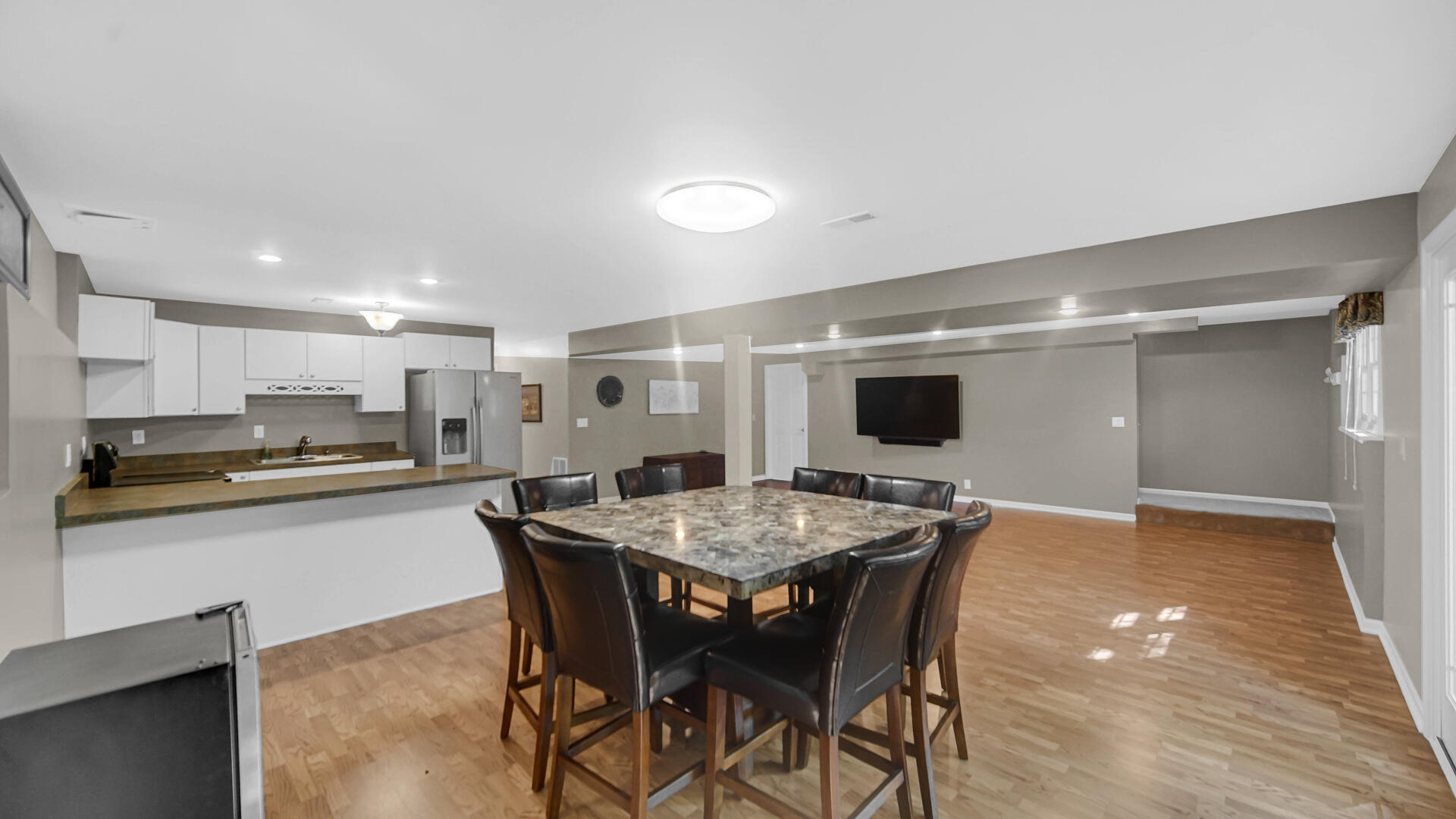 2400 E 9th Place, Hobart, IN 46342; Image #18