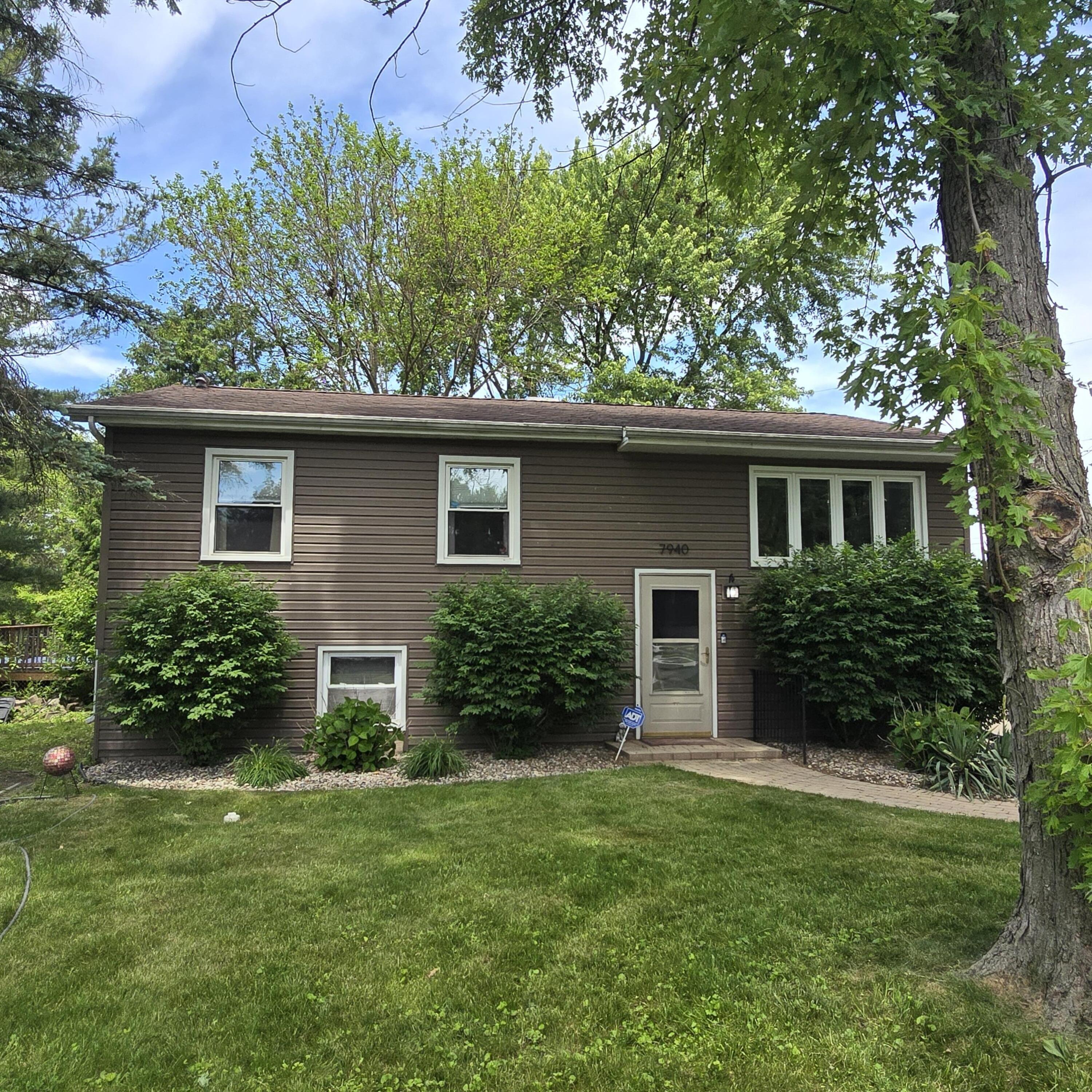 7940 Wilson Court, Merrillville, IN 46410; Image #21