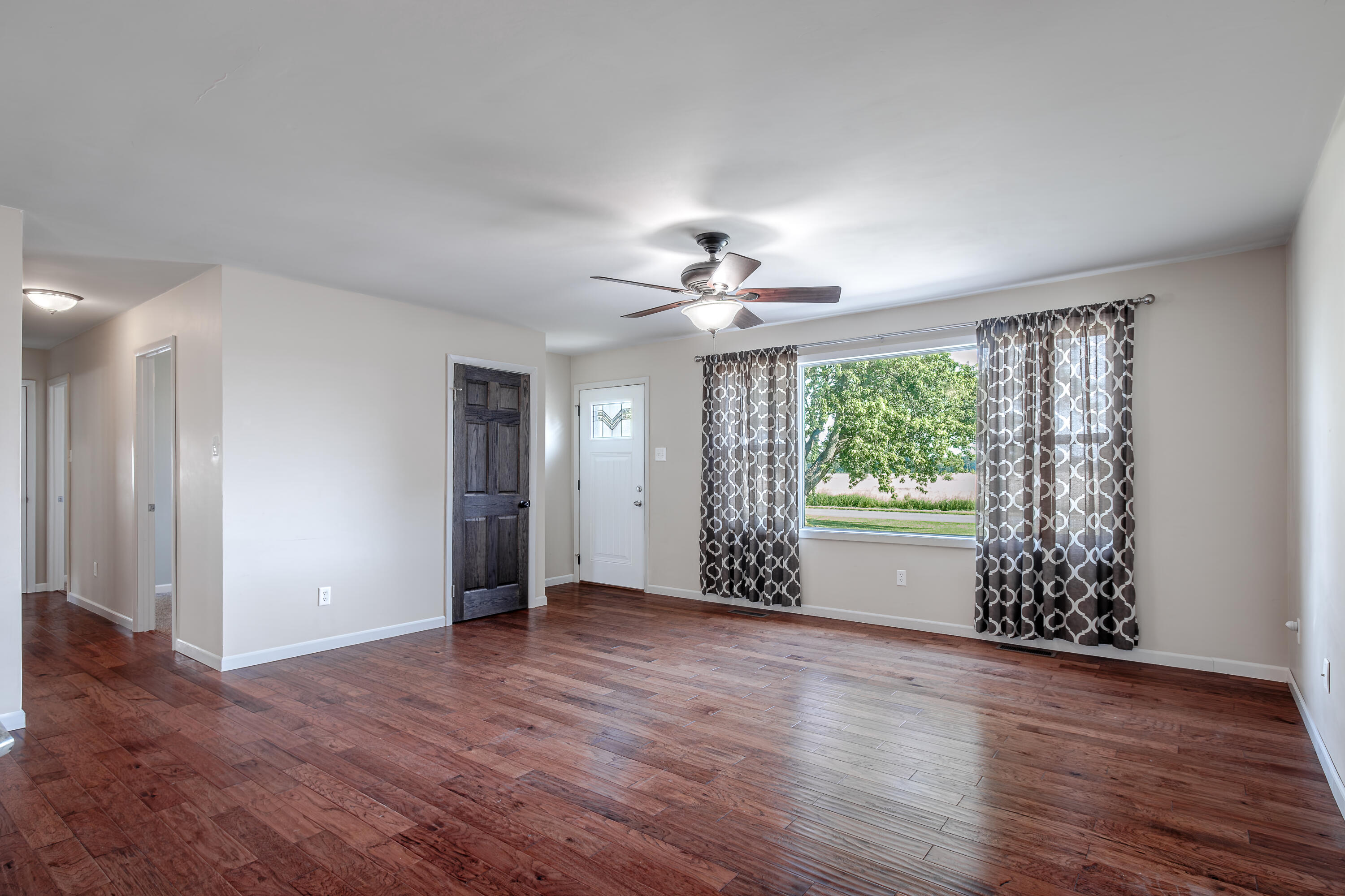 409 W 600 N, Valparaiso, IN 46385; Image #3
