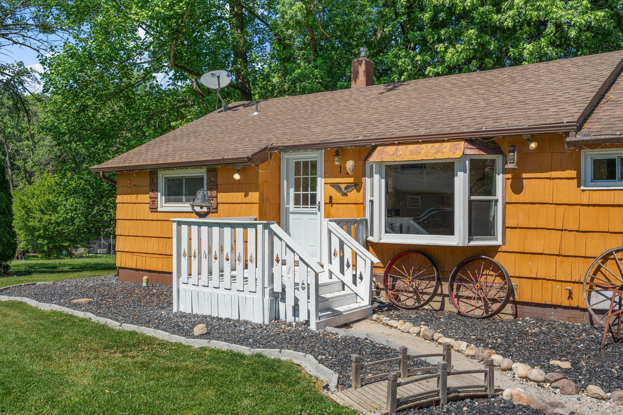 13 S Beulah Vista Drive, Hebron, IN 46341; Image #4