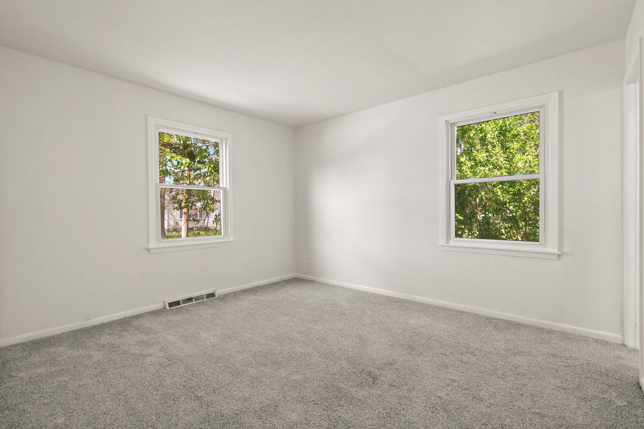 518 Merrillville Road, Crown Point, IN 46307; Image #15