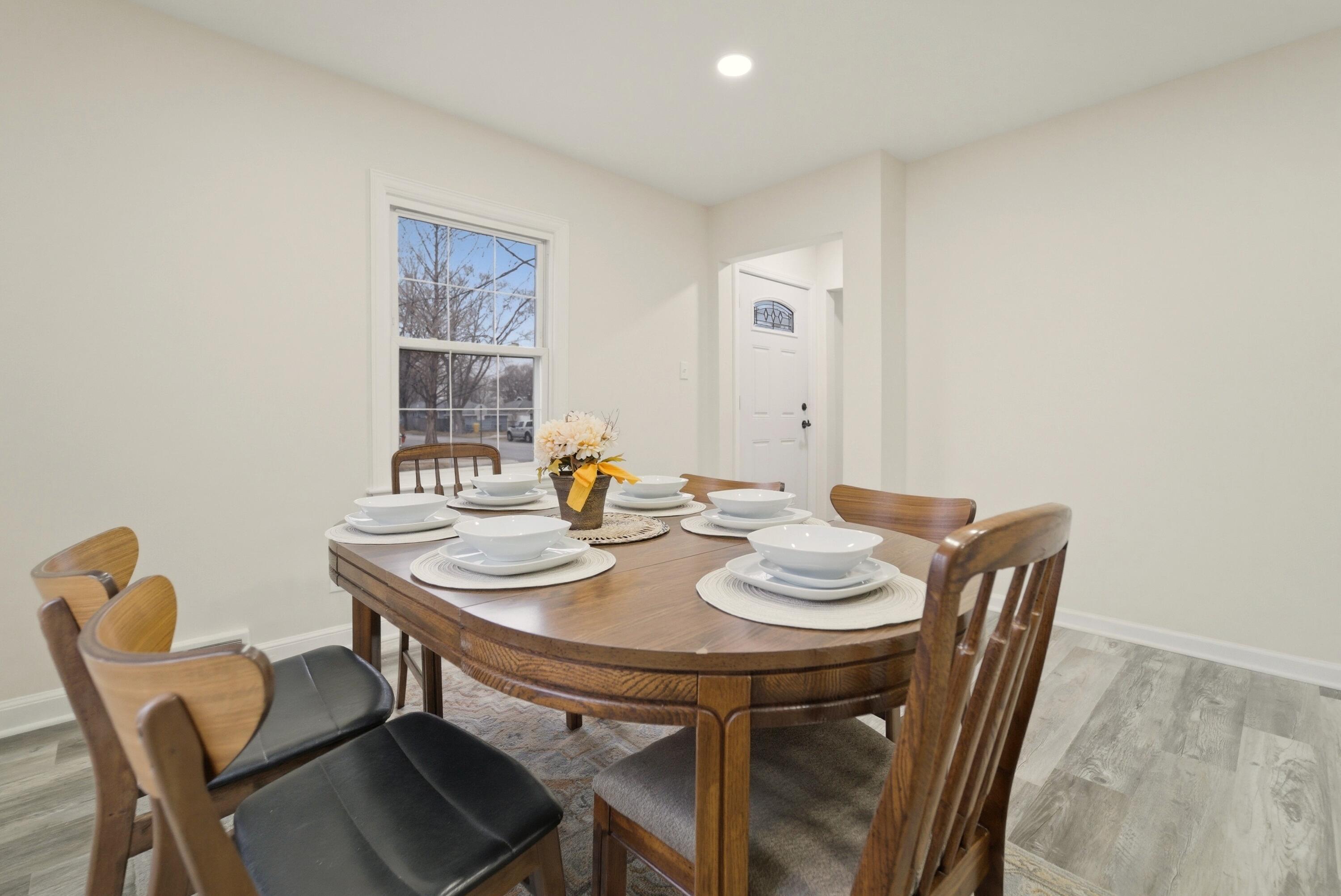 747 N Lafayette Street, Griffith, IN 46319; Image #6