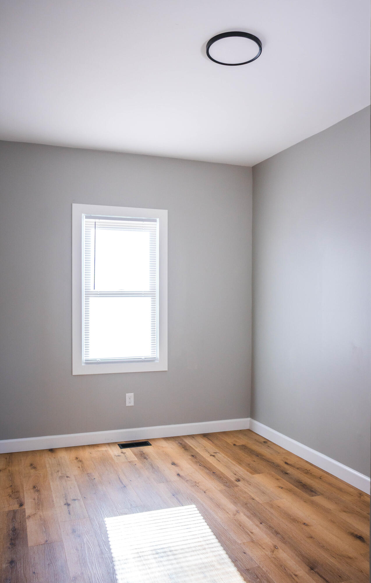 4537 Pierce Street, Gary, IN 46408; Image #9