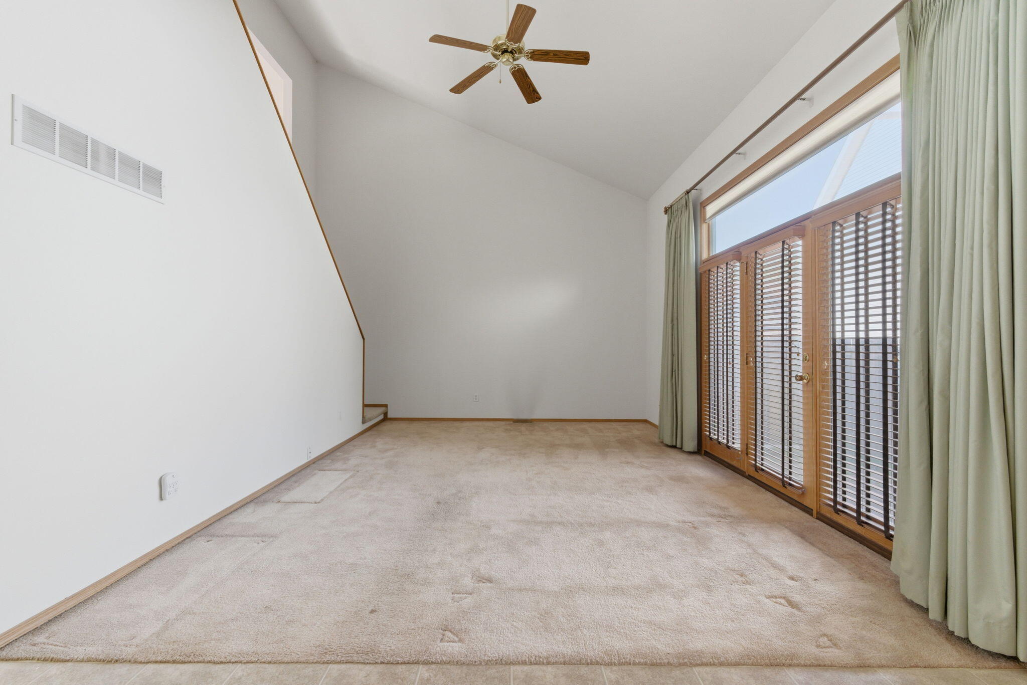 903 Hampton Court, Valparaiso, IN 46383; Image #12