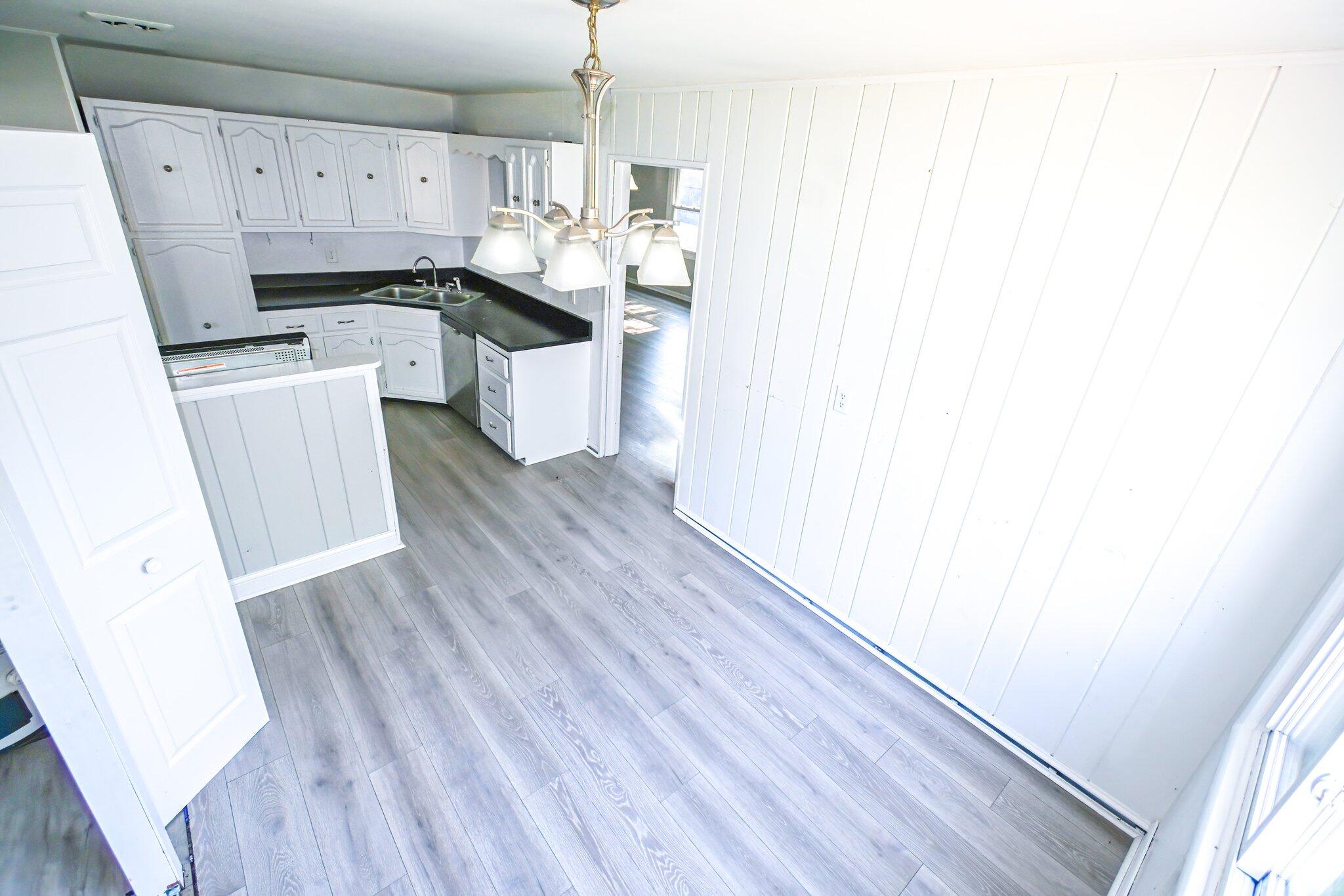 7828 Chestnut Avenue, Hammond, IN 46324; Image #3