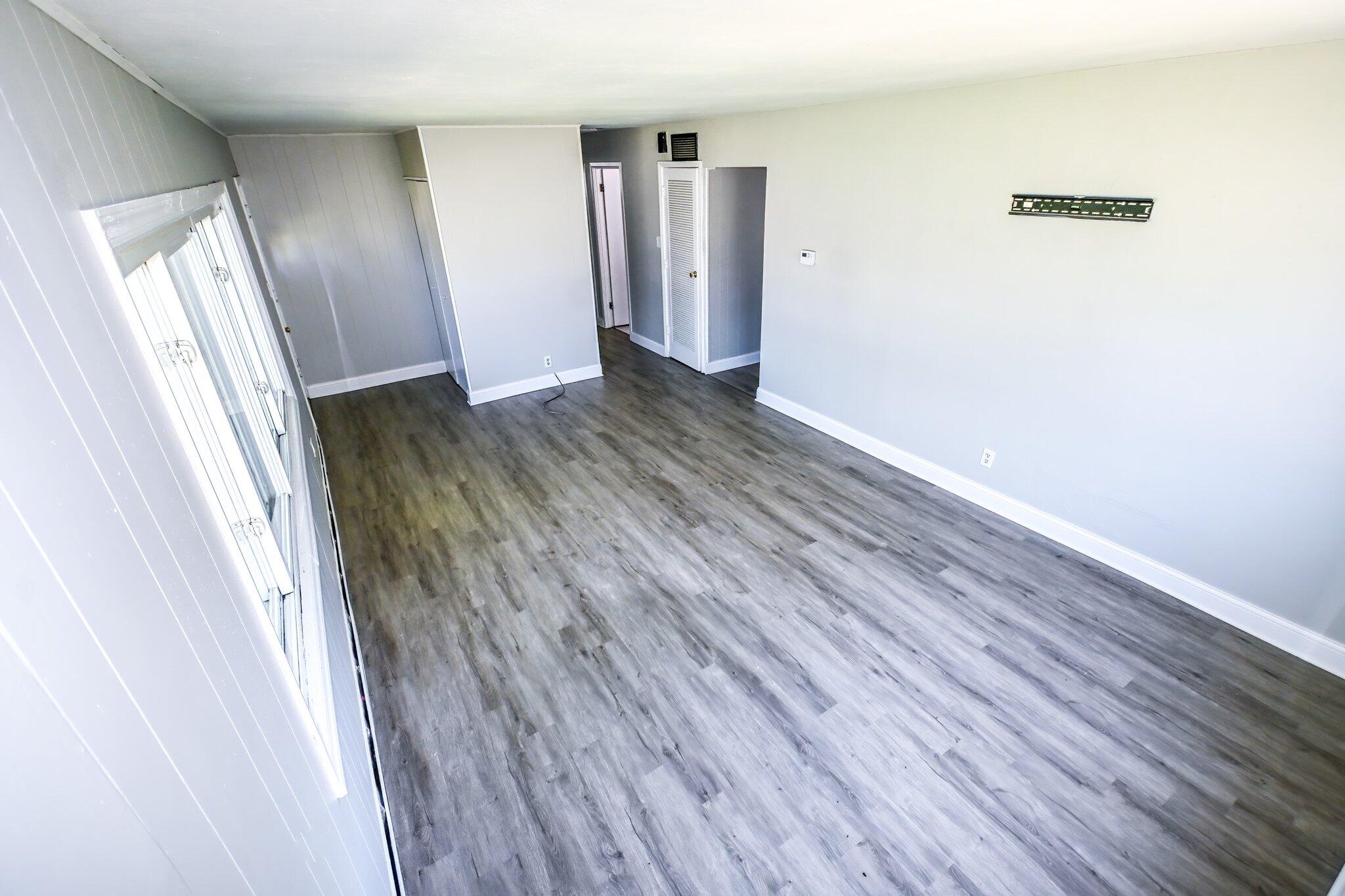 7828 Chestnut Avenue, Hammond, IN 46324; Image #5
