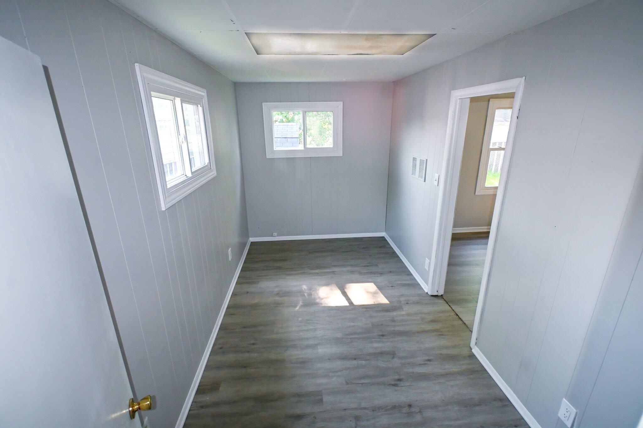 7828 Chestnut Avenue, Hammond, IN 46324; Image #9