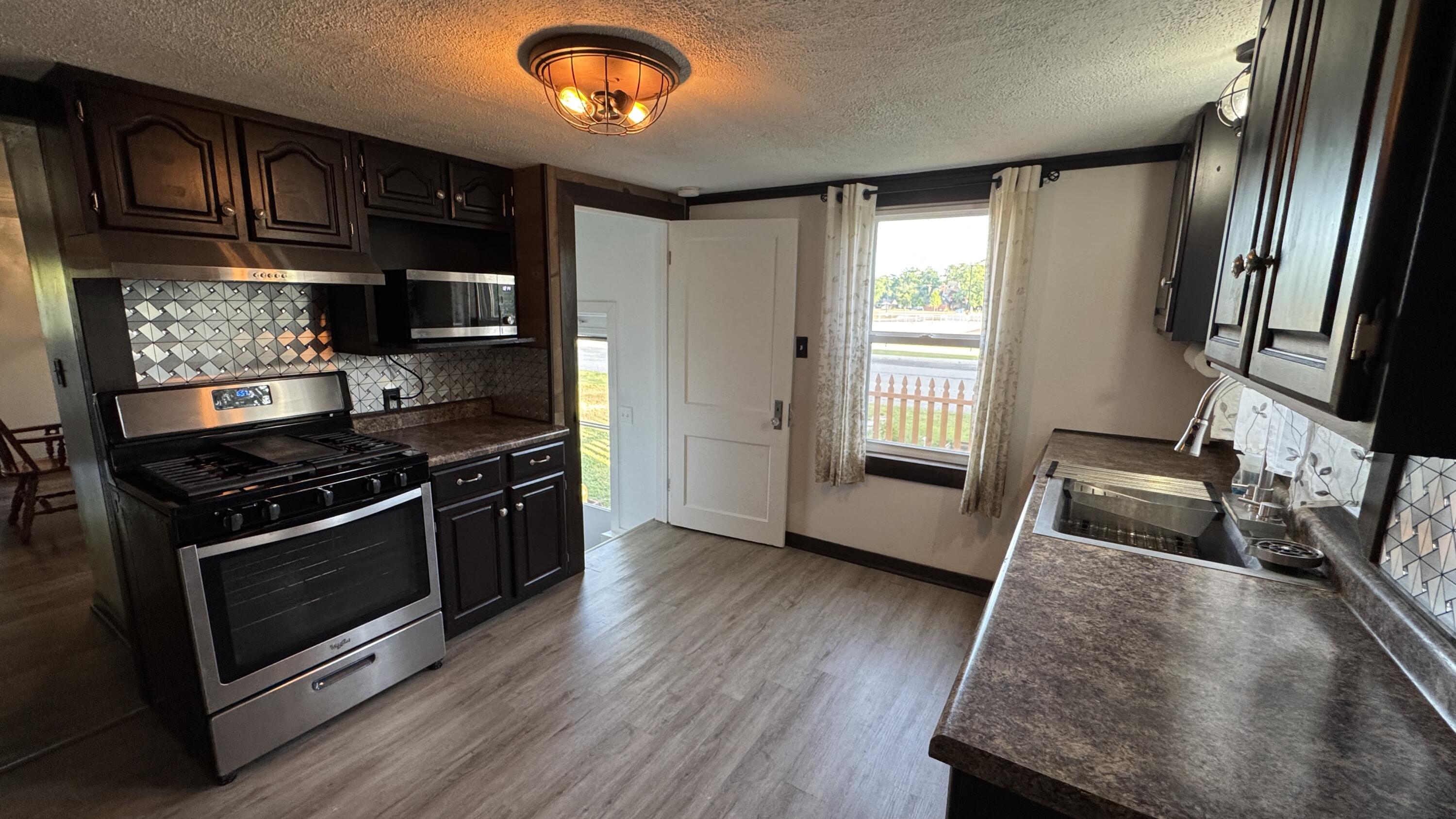 220 S 7th Street, Chesterton, IN 46304; Image #4