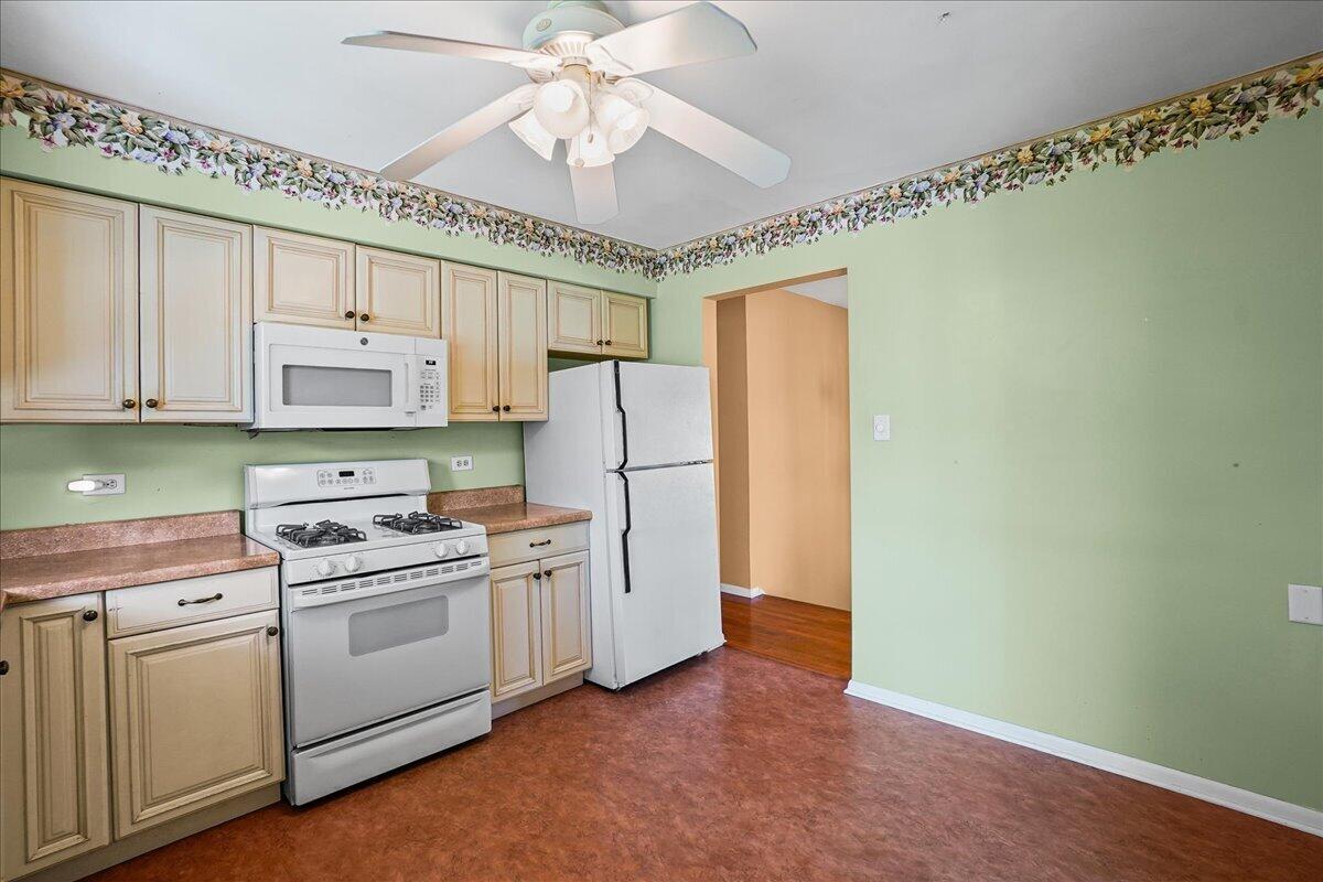539 Willow Lane, Dyer, IN 46311; Image #9