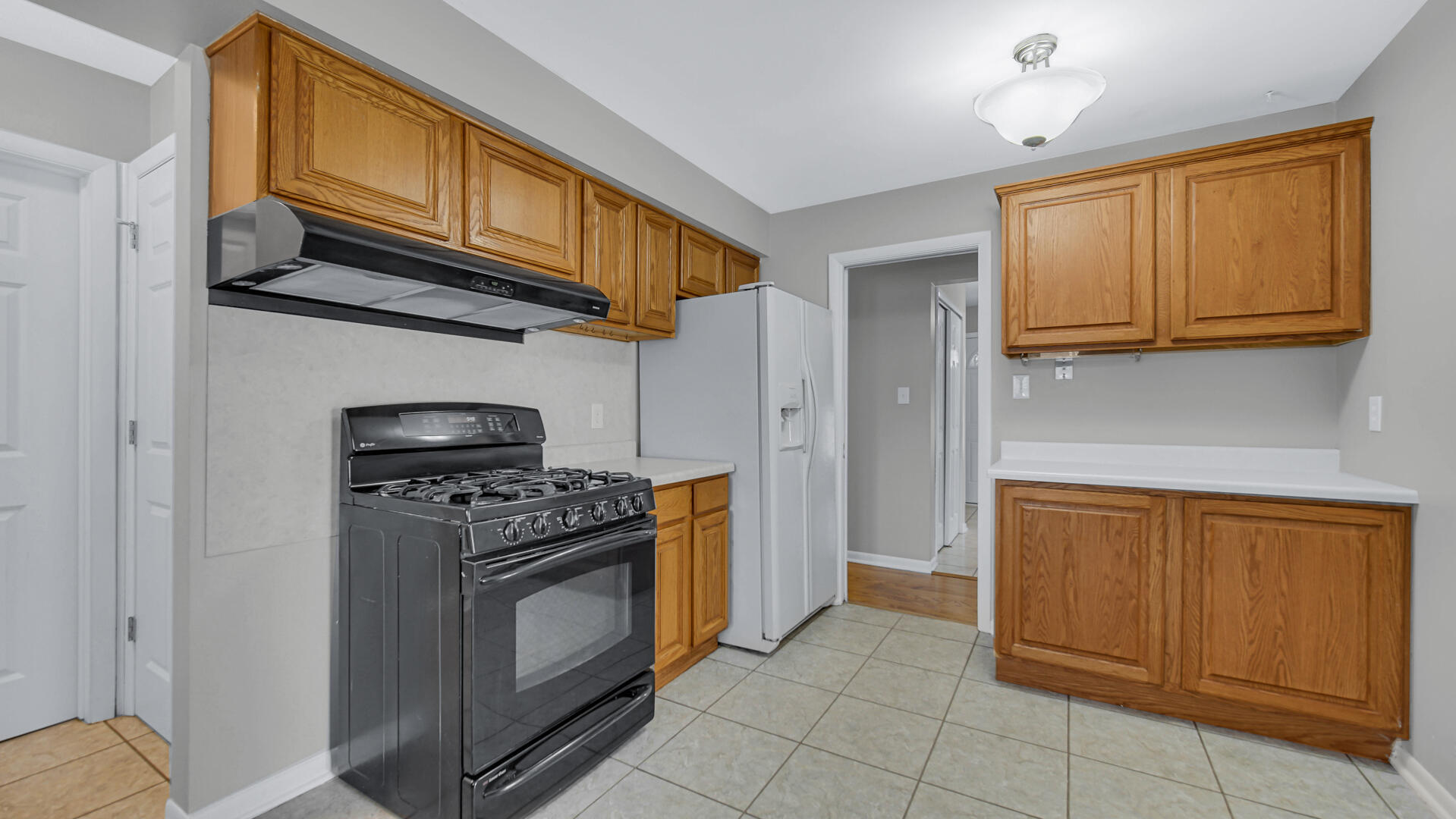 250 Sycamore Lane, Munster, IN 46321; Image #10