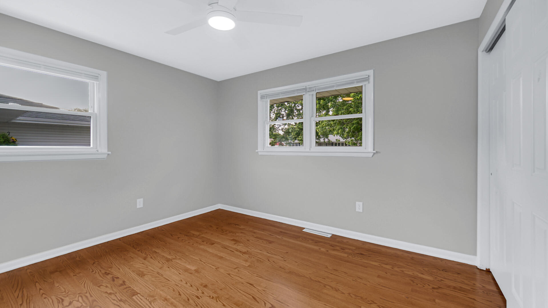 250 Sycamore Lane, Munster, IN 46321; Image #14