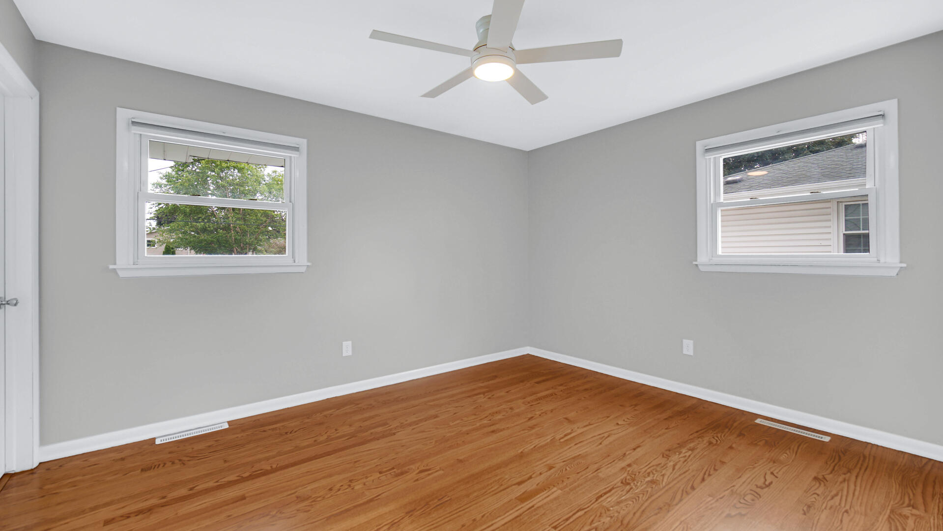 250 Sycamore Lane, Munster, IN 46321; Image #16