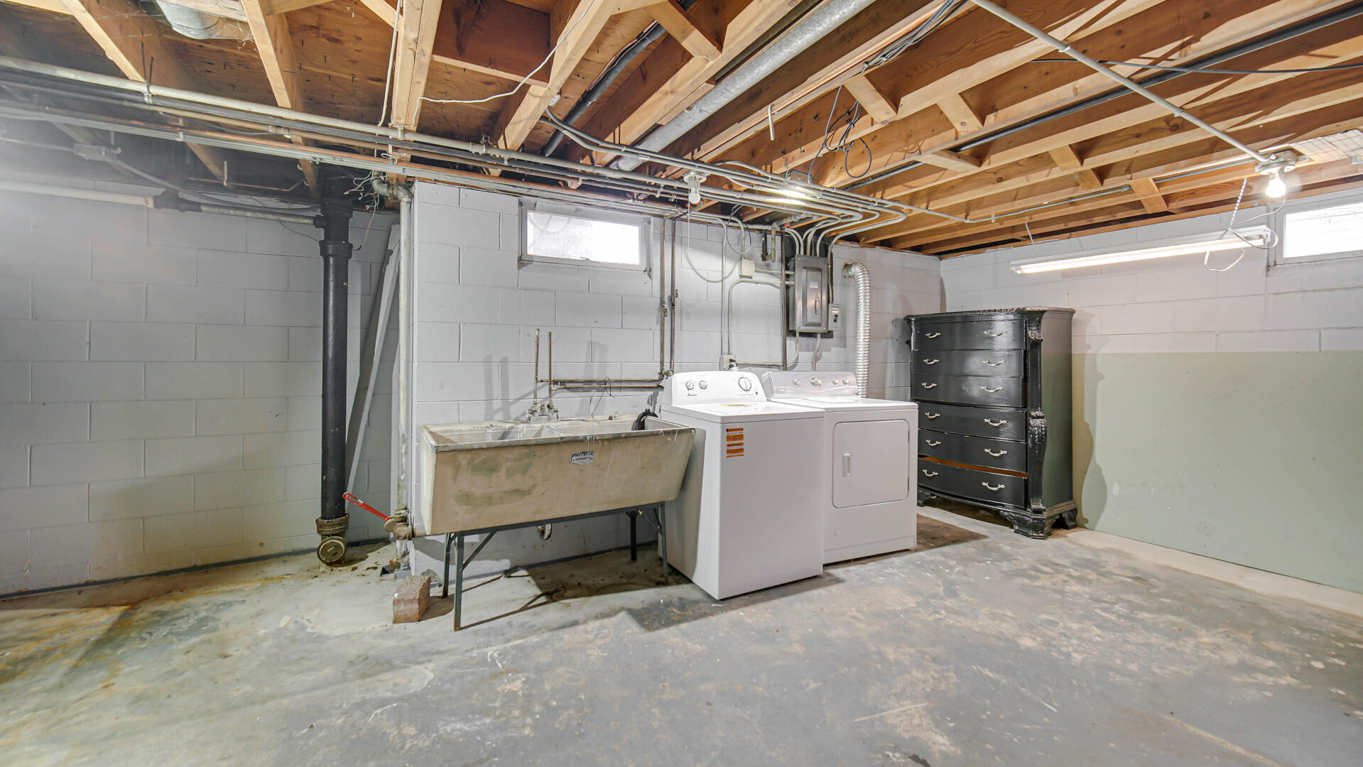 250 Sycamore Lane, Munster, IN 46321; Image #23