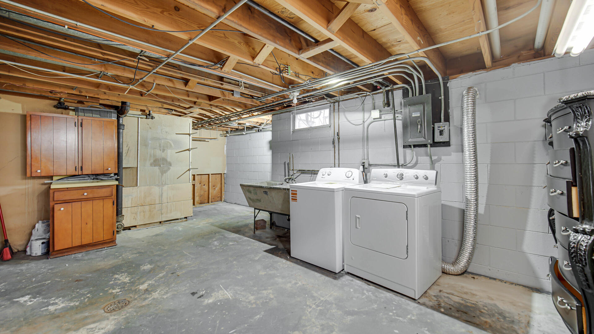 250 Sycamore Lane, Munster, IN 46321; Image #24