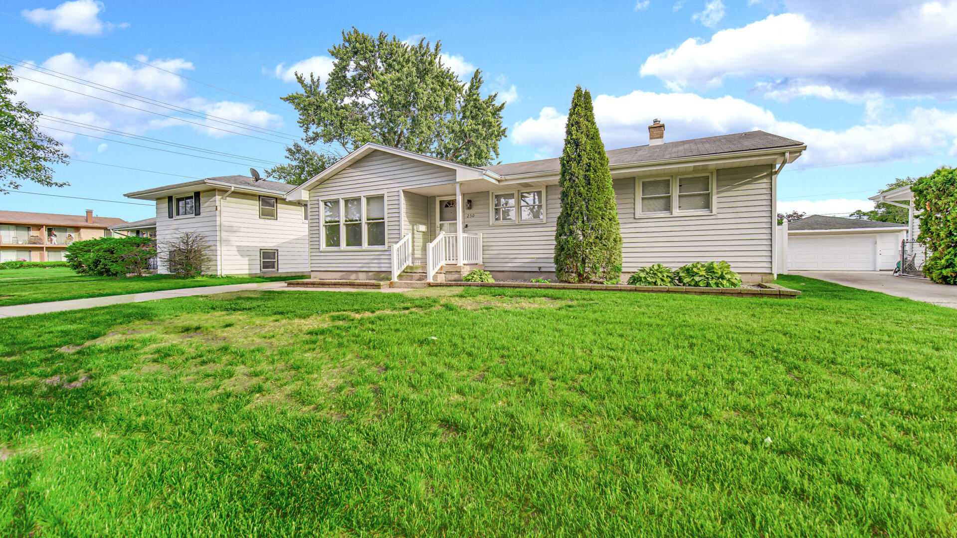 250 Sycamore Lane, Munster, IN 46321; Image #32