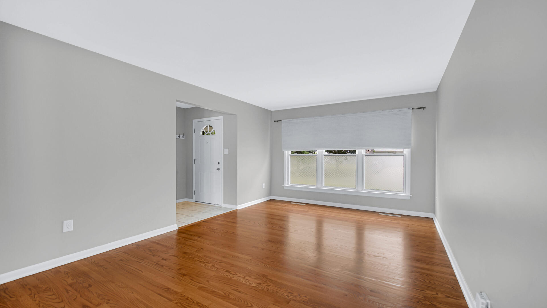 250 Sycamore Lane, Munster, IN 46321; Image #5