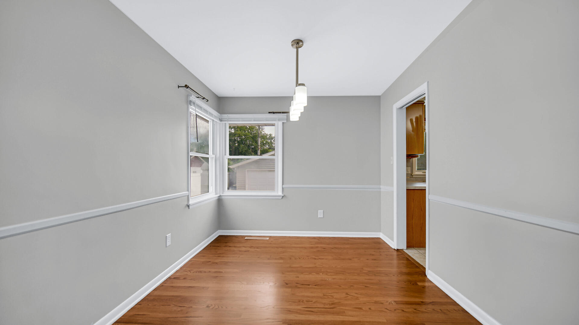 250 Sycamore Lane, Munster, IN 46321; Image #6
