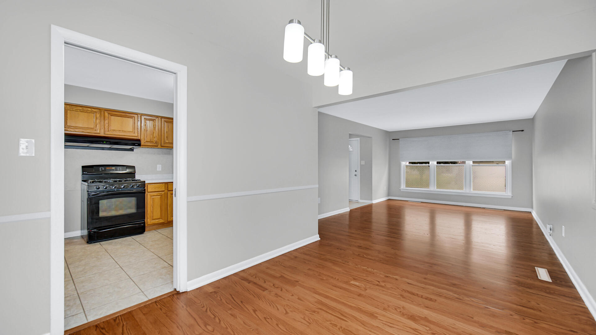 250 Sycamore Lane, Munster, IN 46321; Image #7
